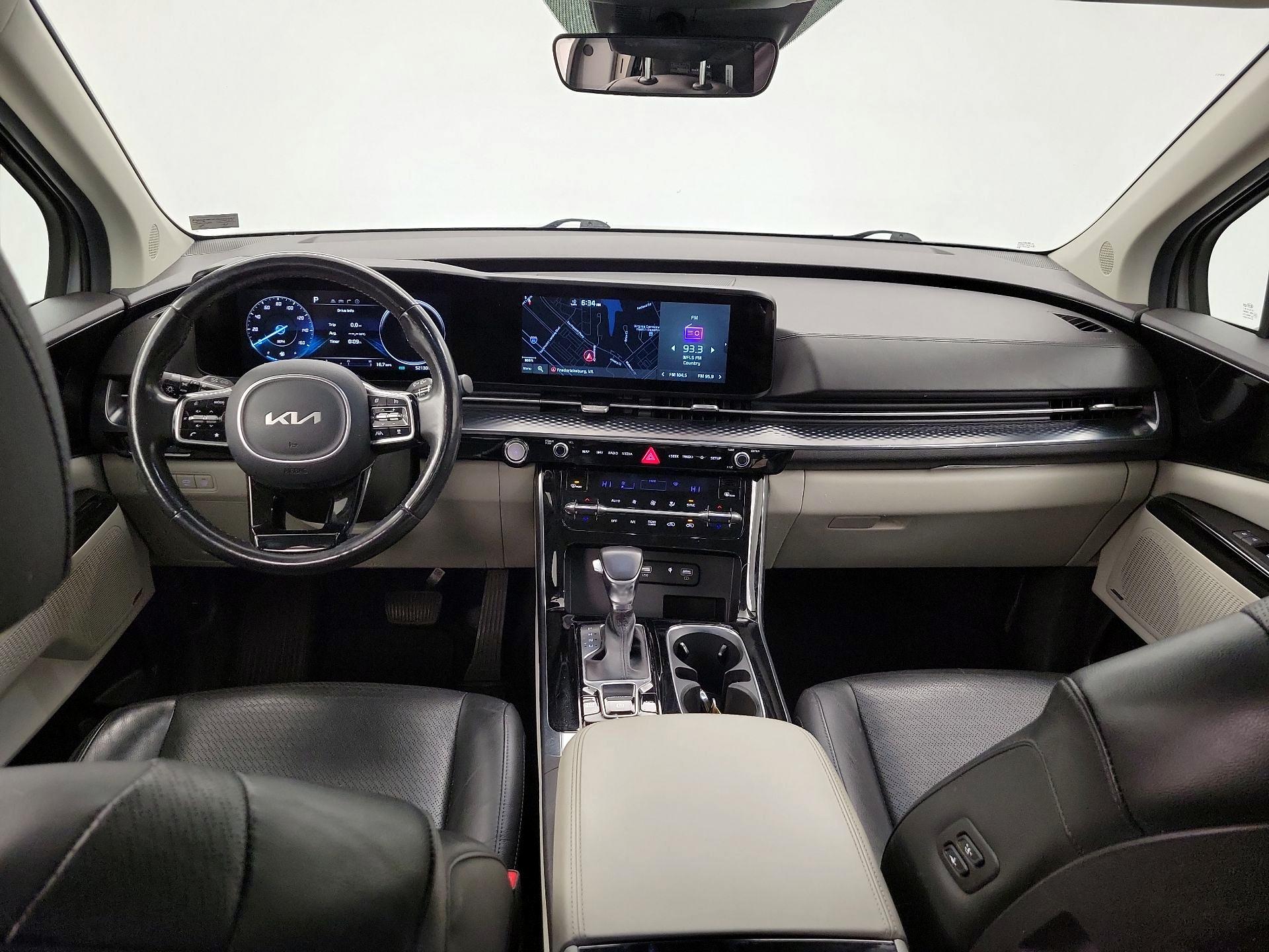 Thumbnail: 2022 Kia Carnival - 9