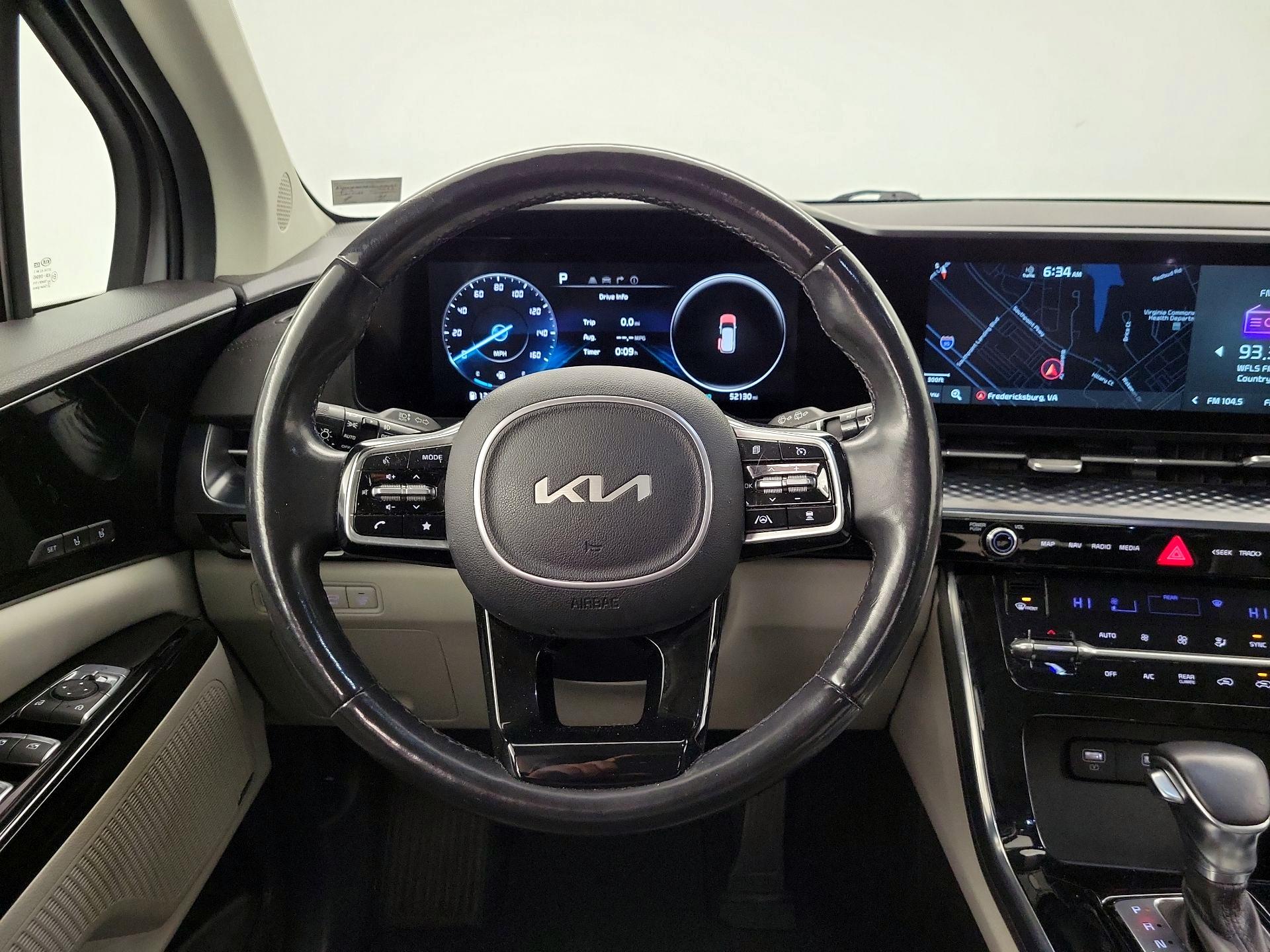 Thumbnail: 2022 Kia Carnival - 10