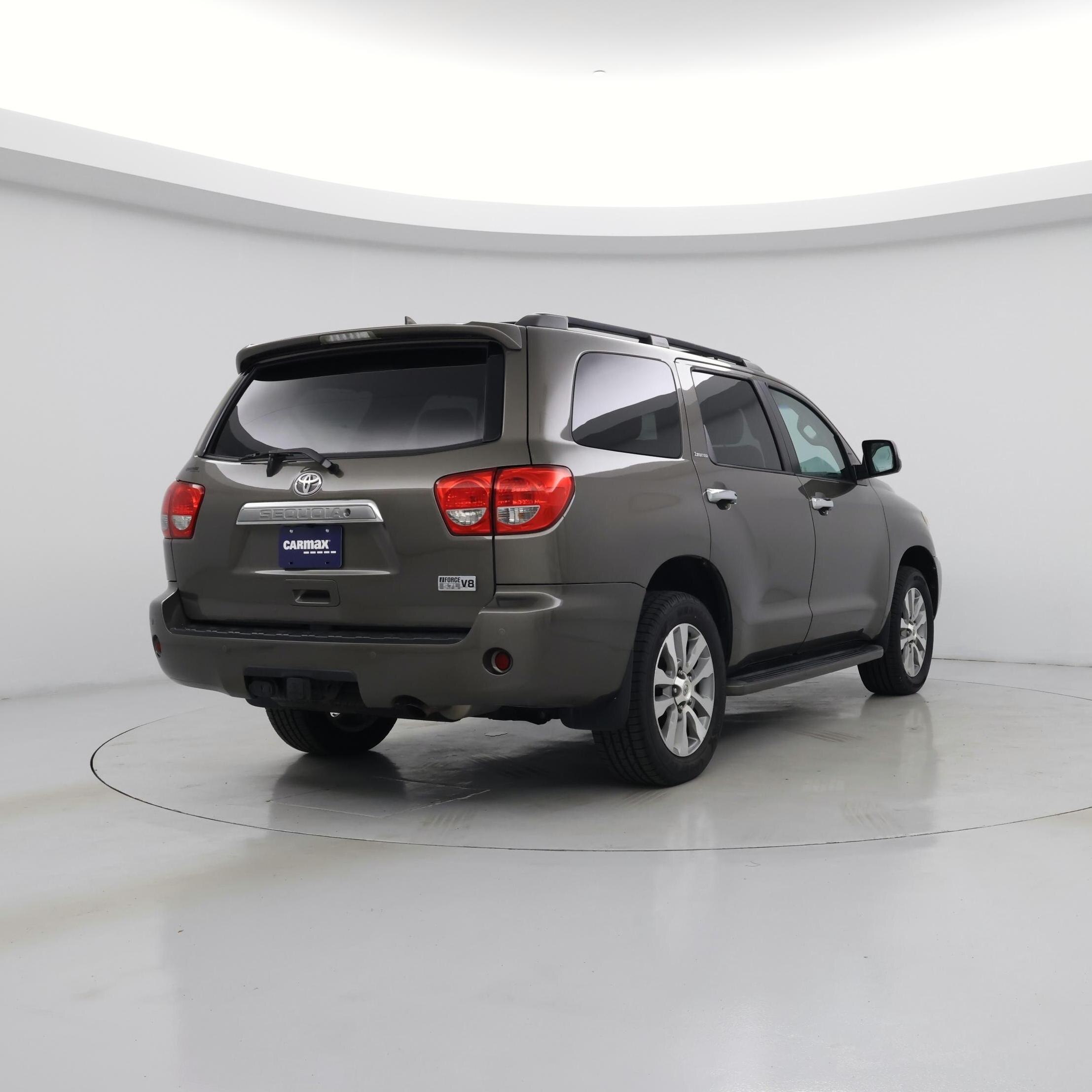 Thumbnail: 2016 Toyota Sequoia - 8