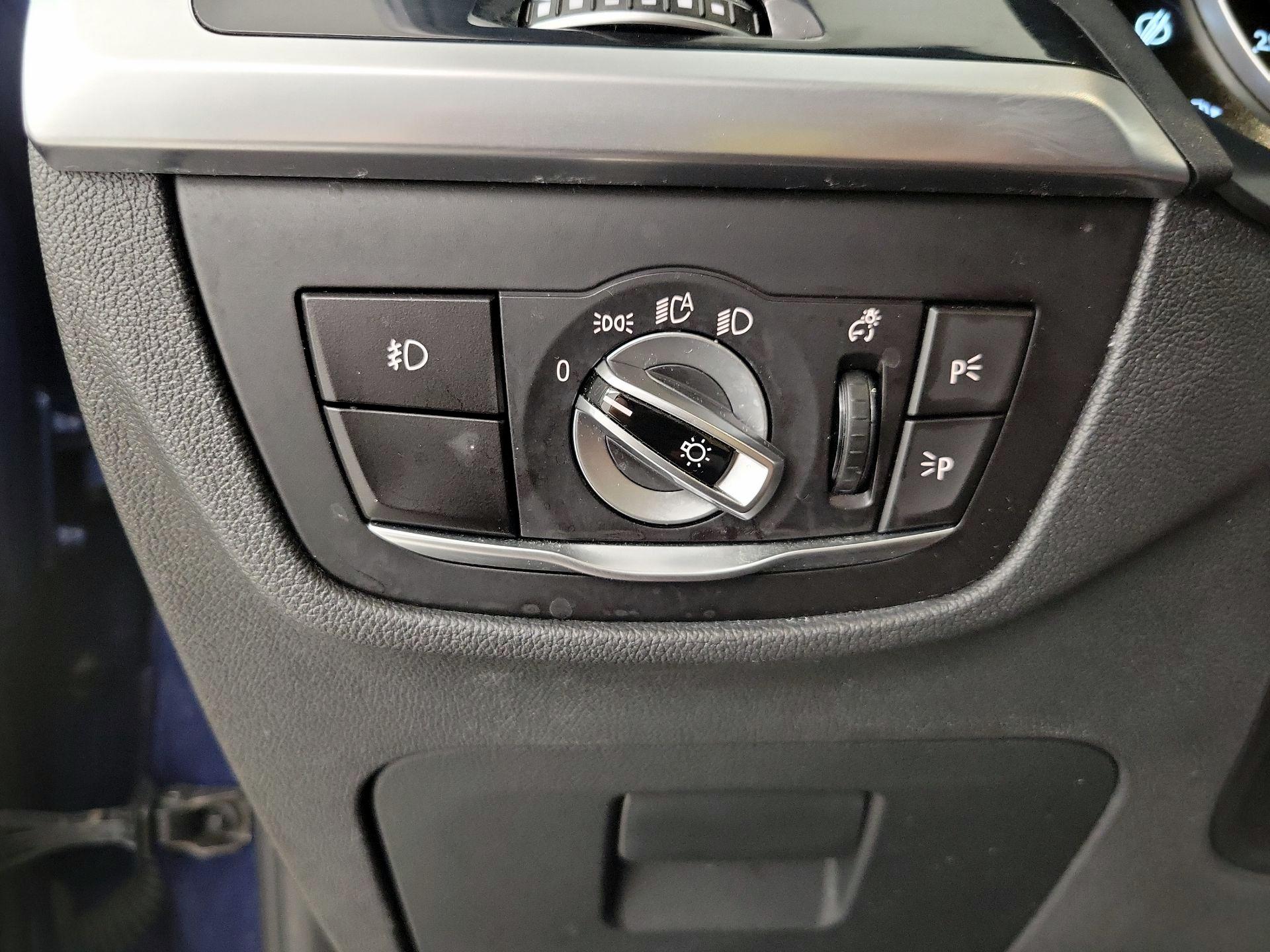 Thumbnail: 2019 BMW X3 - 13