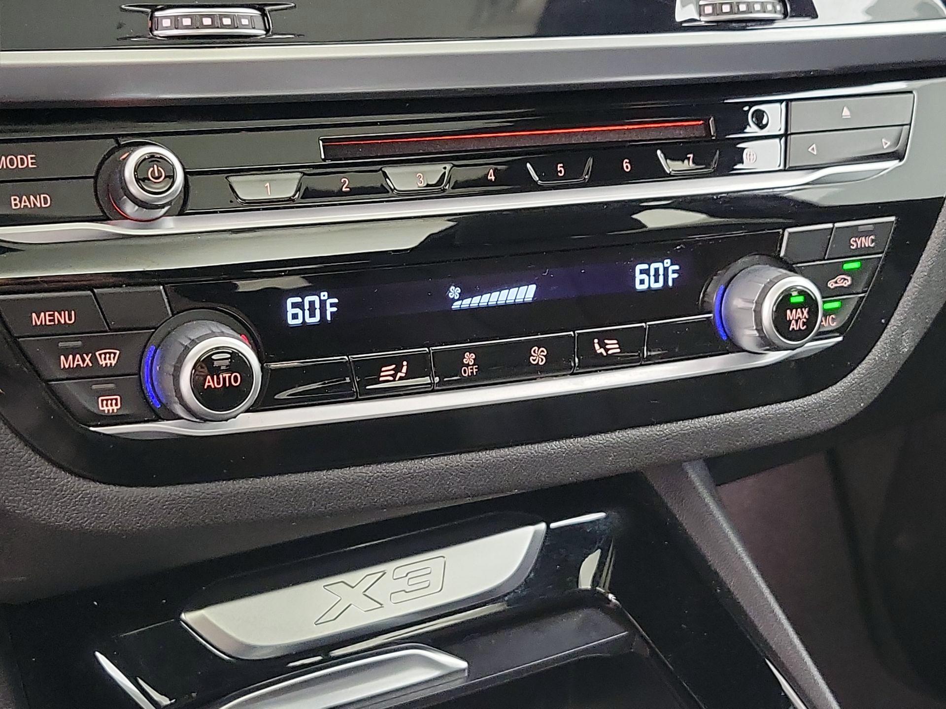 Thumbnail: 2019 BMW X3 - 17
