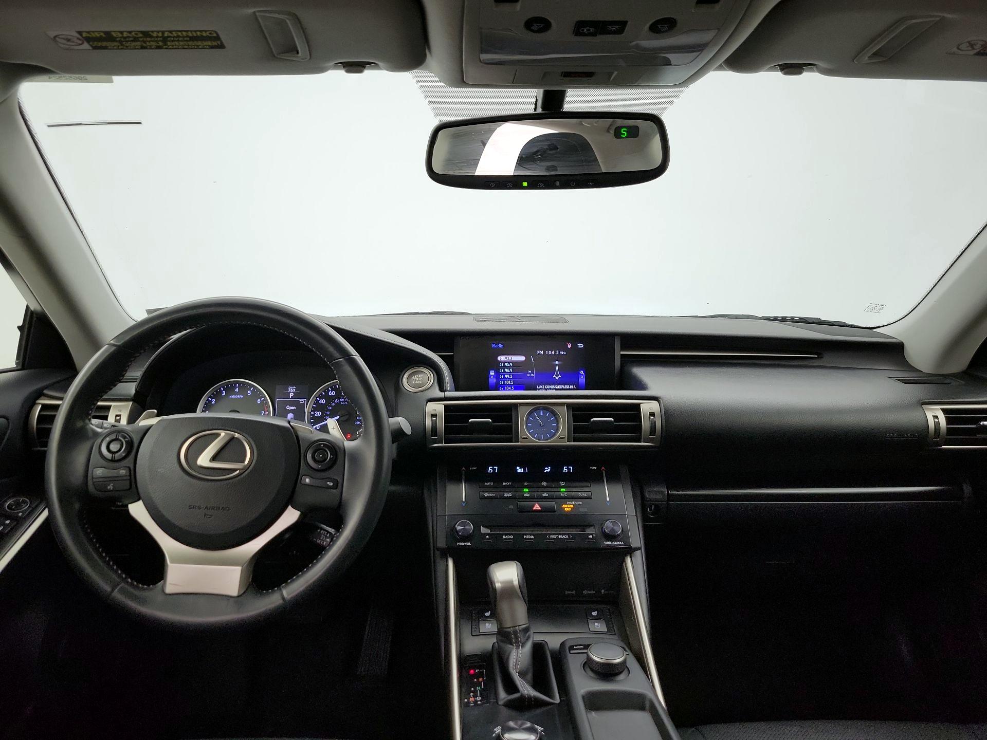 Thumbnail: 2014 Lexus IS - 9