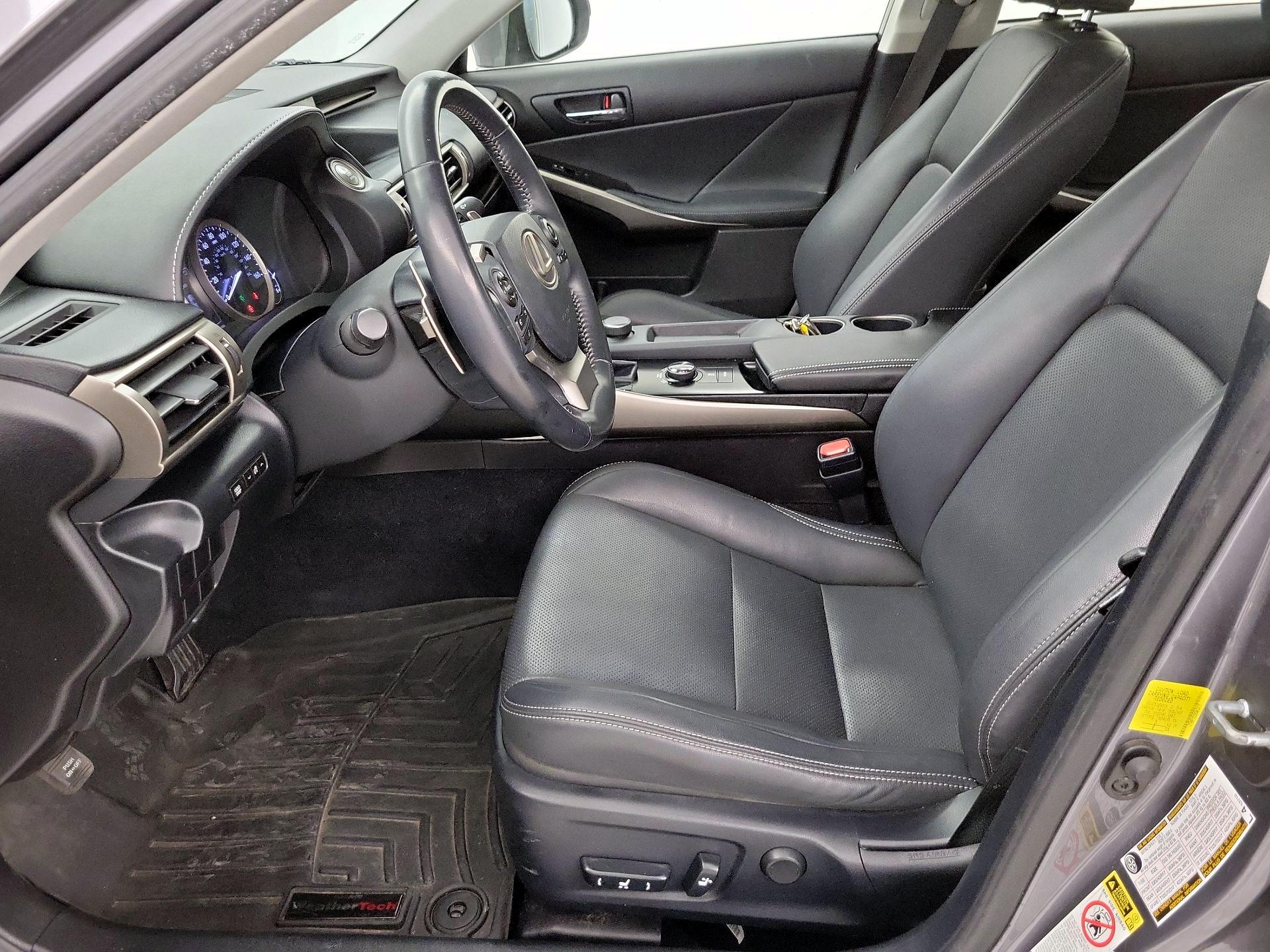 Thumbnail: 2014 Lexus IS - 11