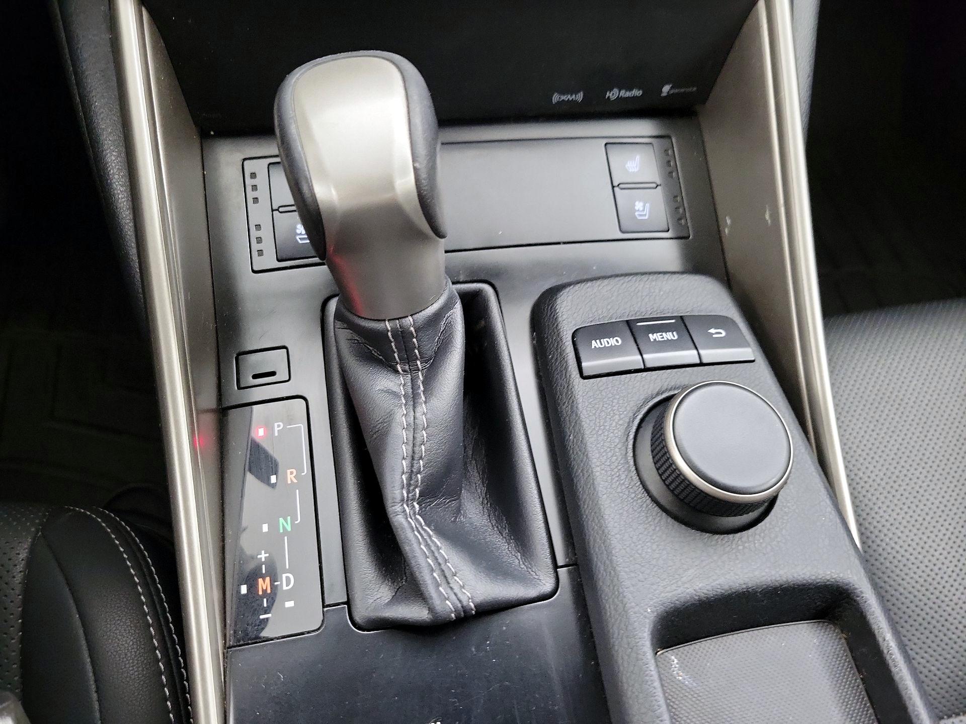 Thumbnail: 2014 Lexus IS - 17