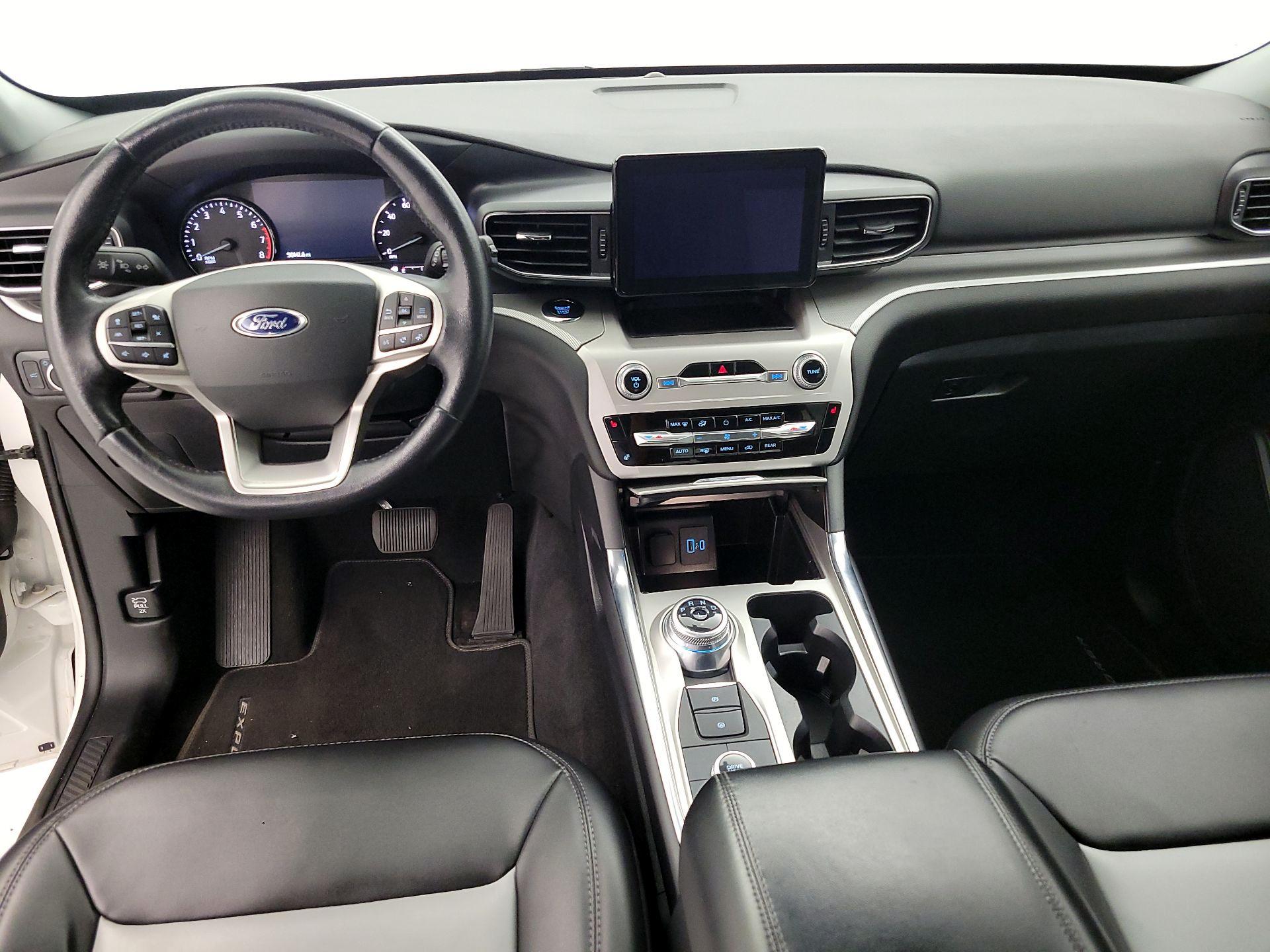 Thumbnail: 2022 Ford Explorer - 9