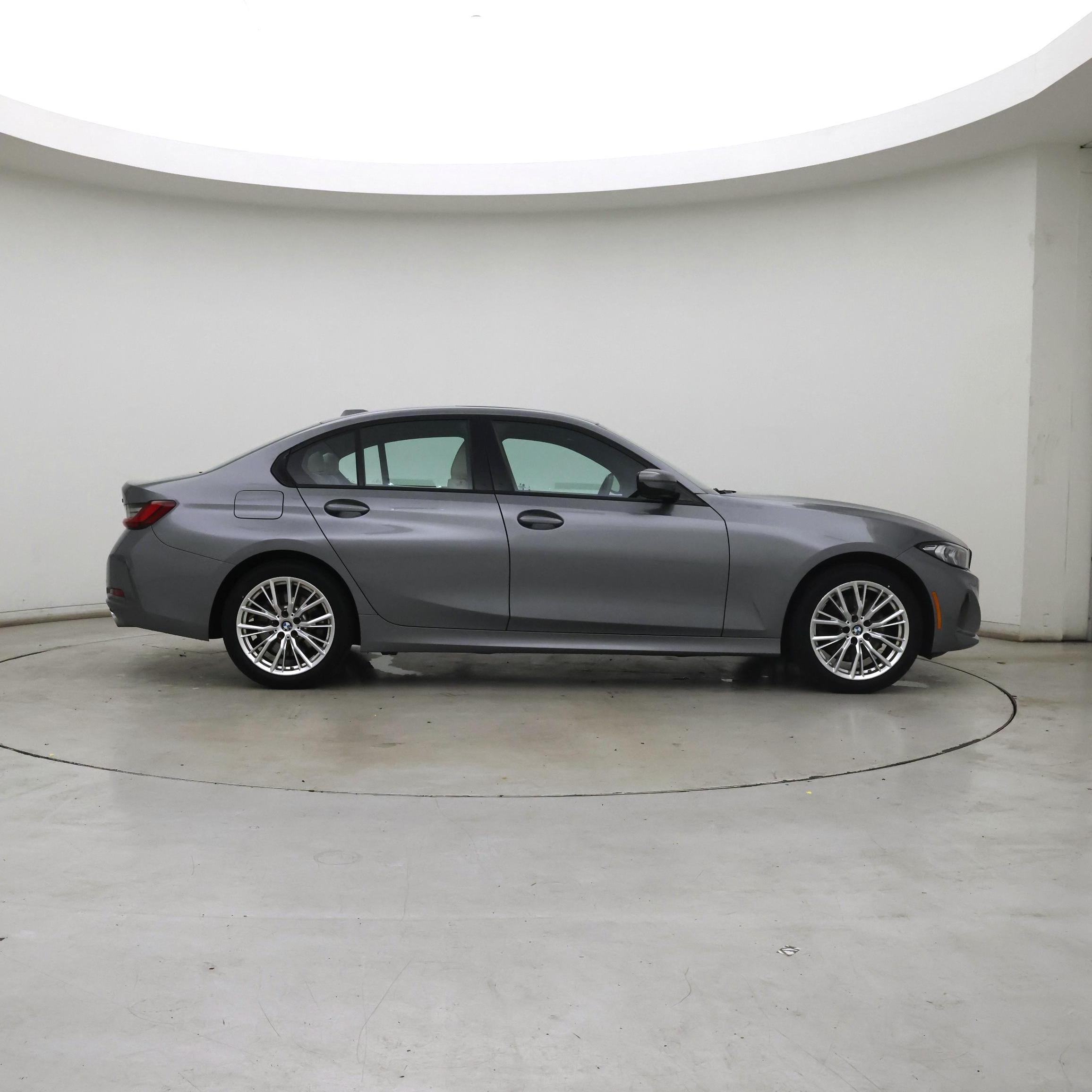 Thumbnail: 2023 BMW 3 Series - 7