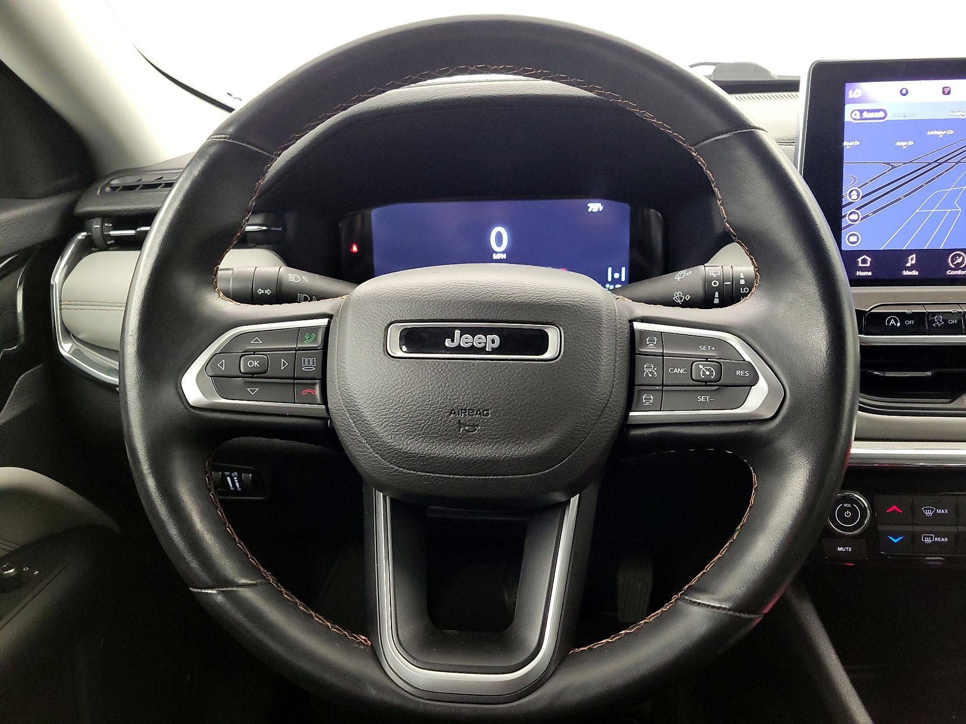 Thumbnail: 2022 Jeep Compass - 10
