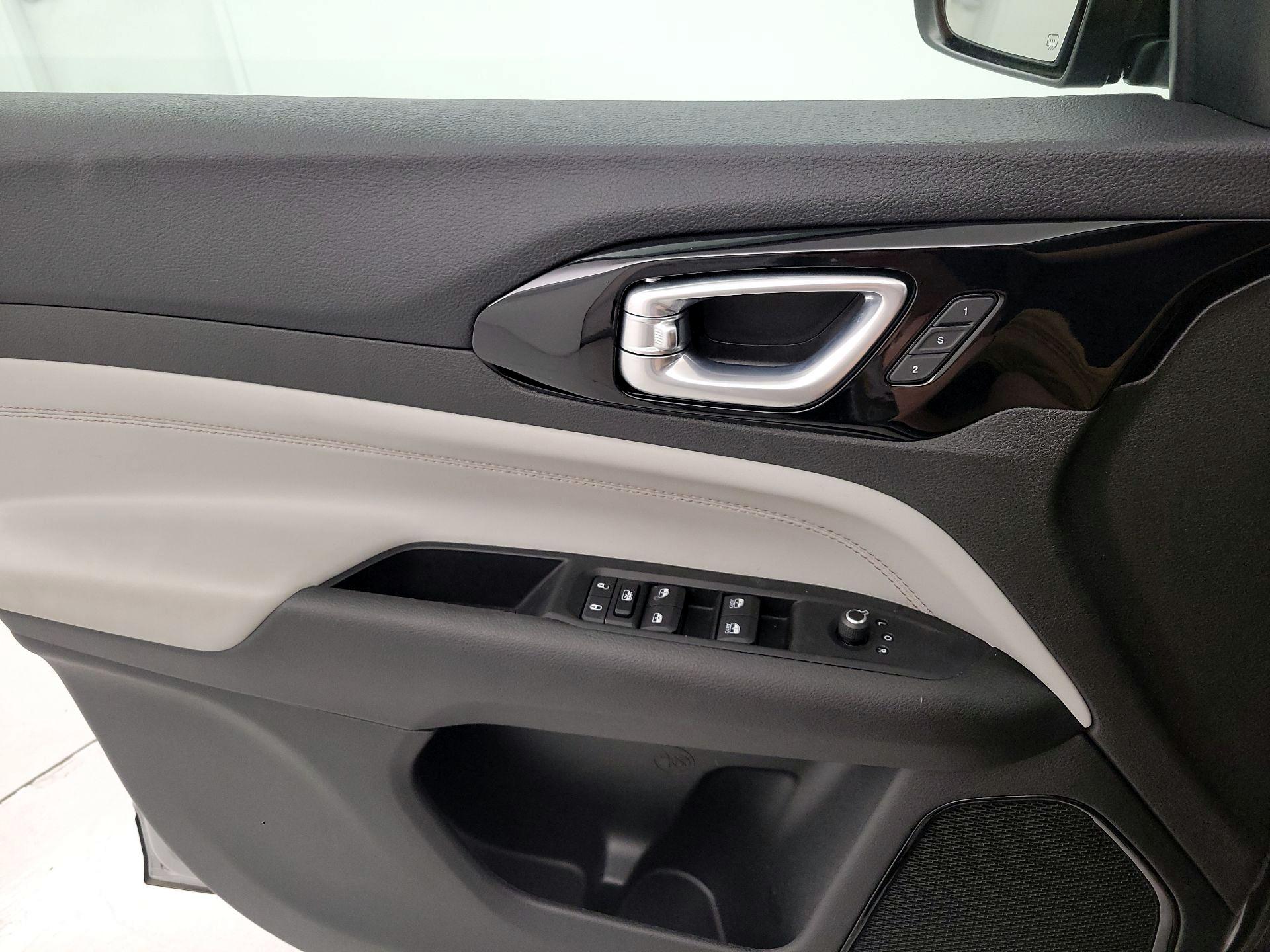 Thumbnail: 2022 Jeep Compass - 12