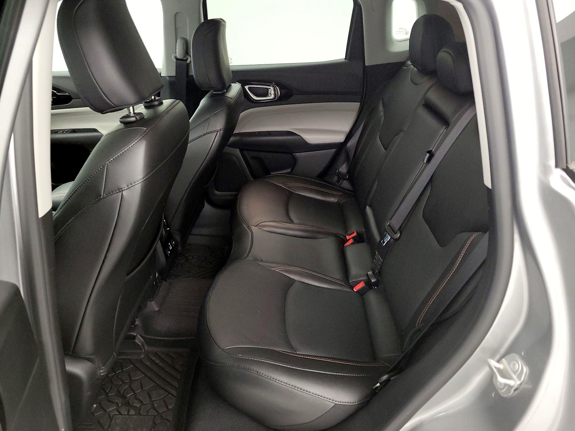 Thumbnail: 2022 Jeep Compass - 20
