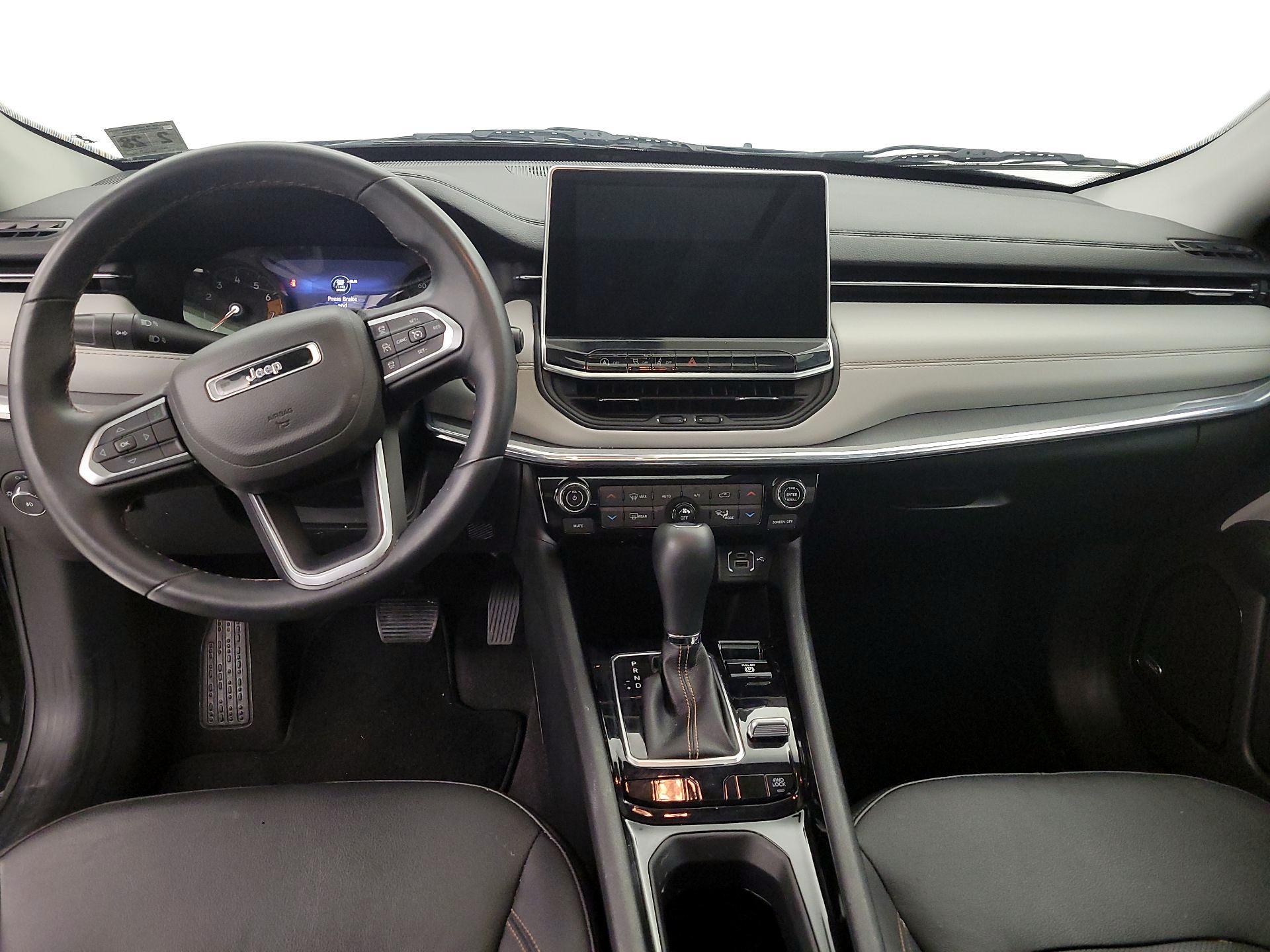Thumbnail: 2022 Jeep Compass - 9