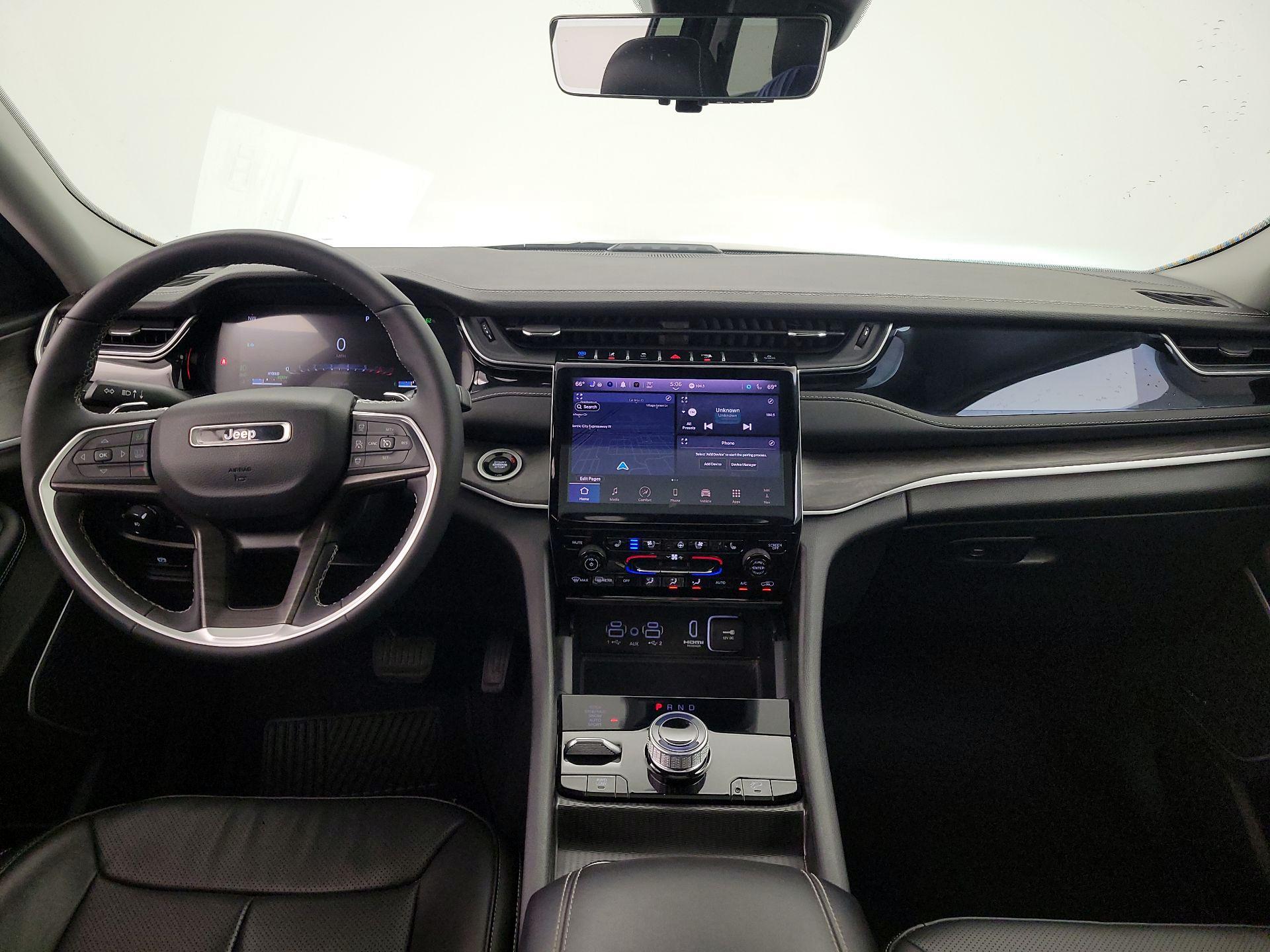 Thumbnail: 2024 Jeep Grand Cherokee - 9