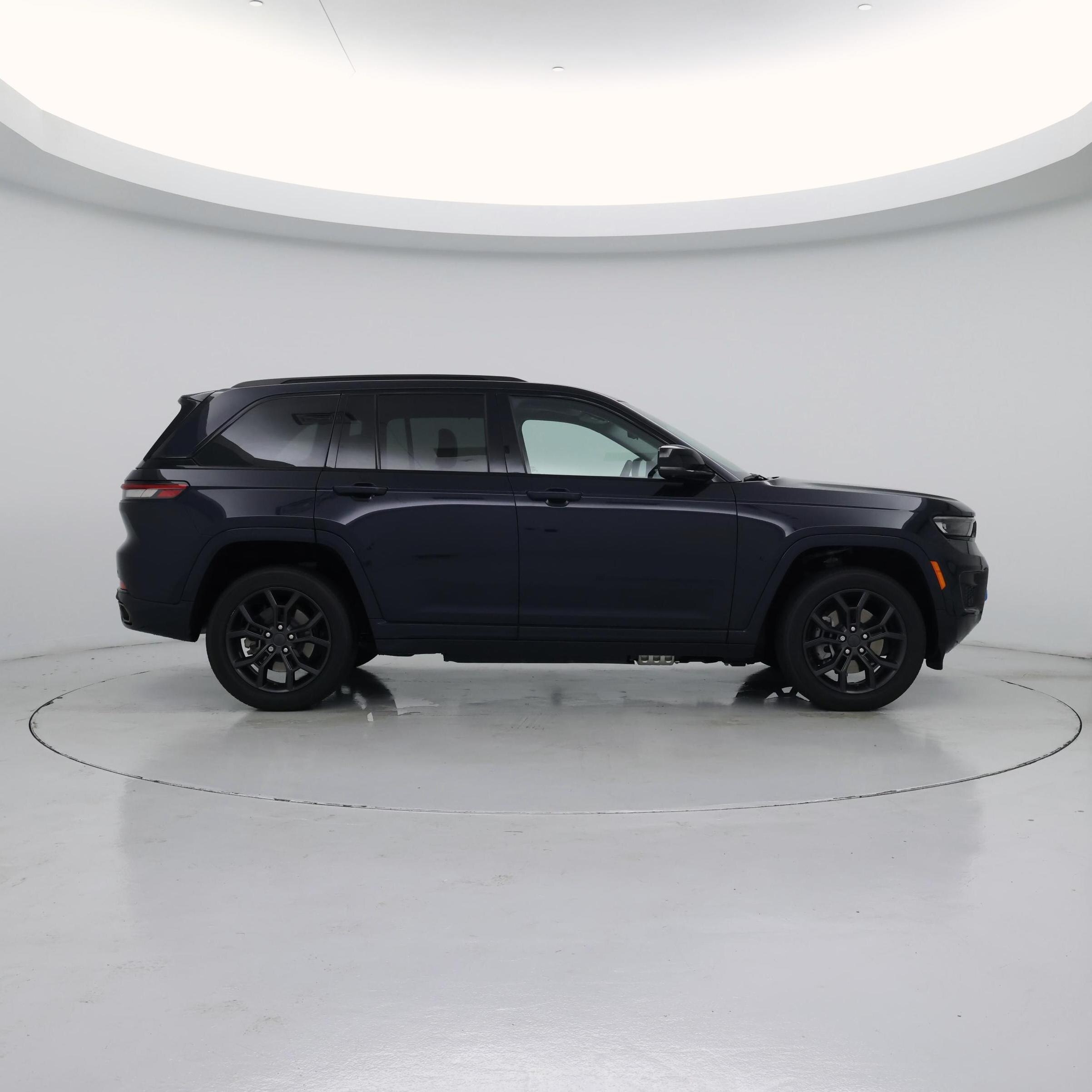 Thumbnail: 2024 Jeep Grand Cherokee - 7