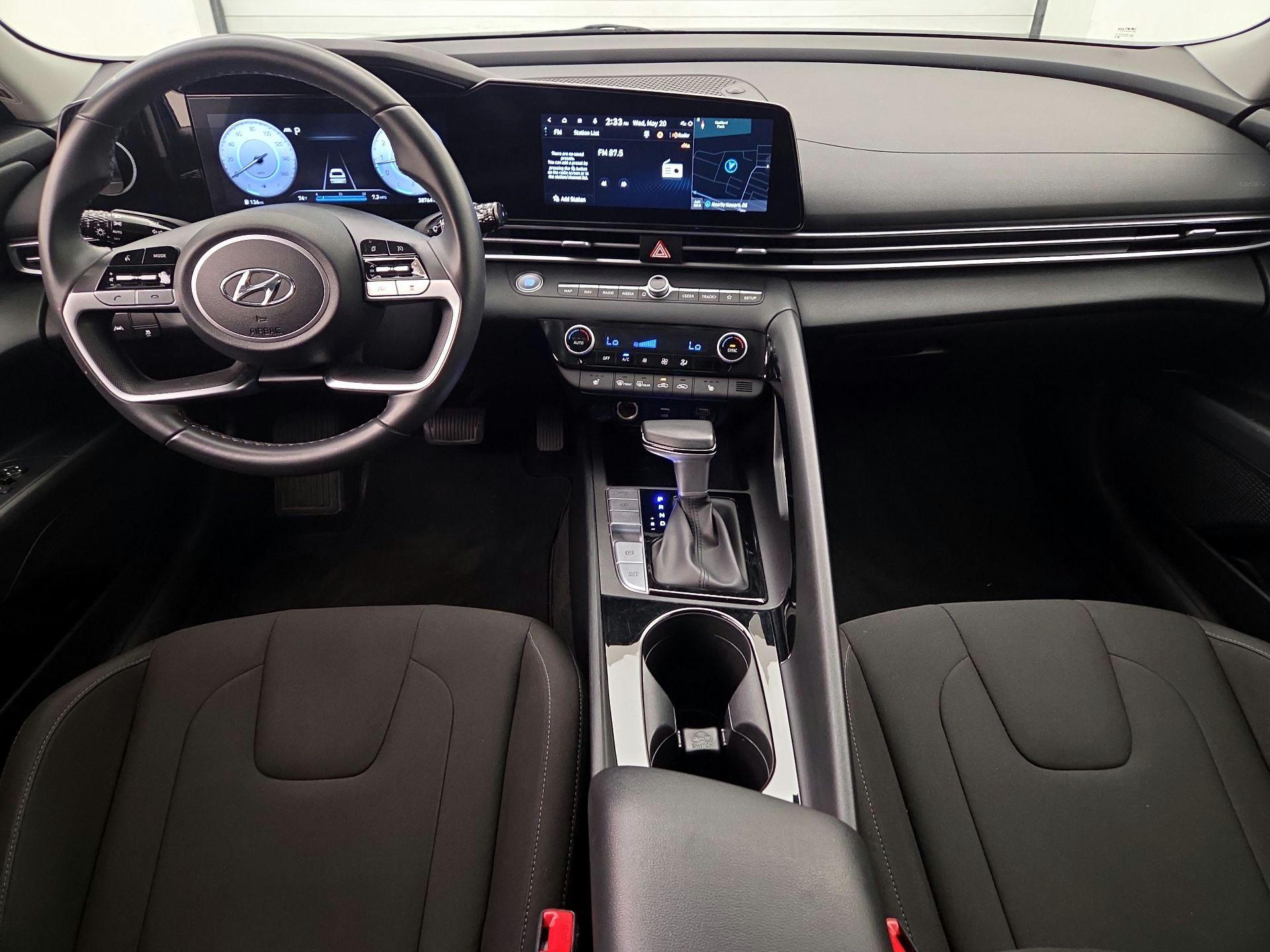 Thumbnail: 2023 Hyundai Elantra - 9