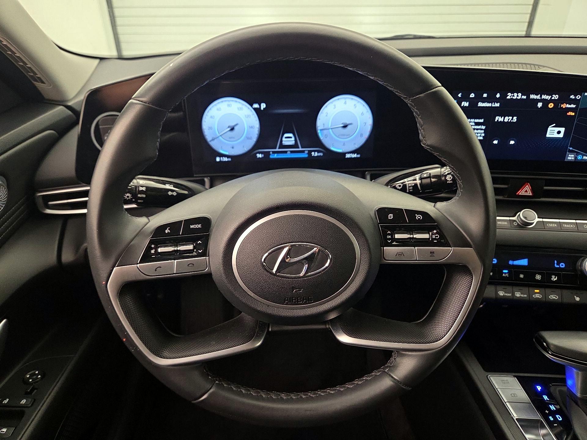Thumbnail: 2023 Hyundai Elantra - 10