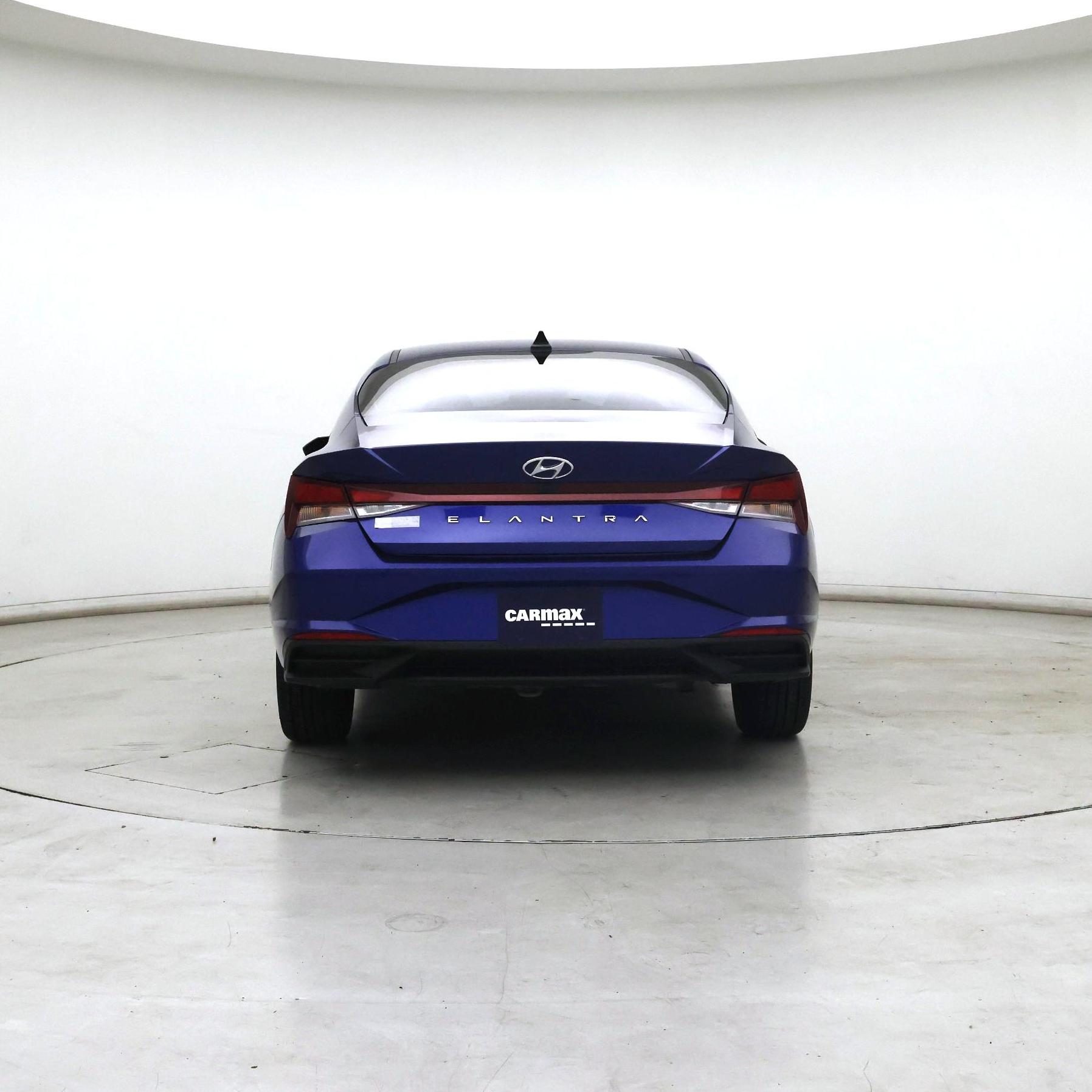 Thumbnail: 2023 Hyundai Elantra - 6