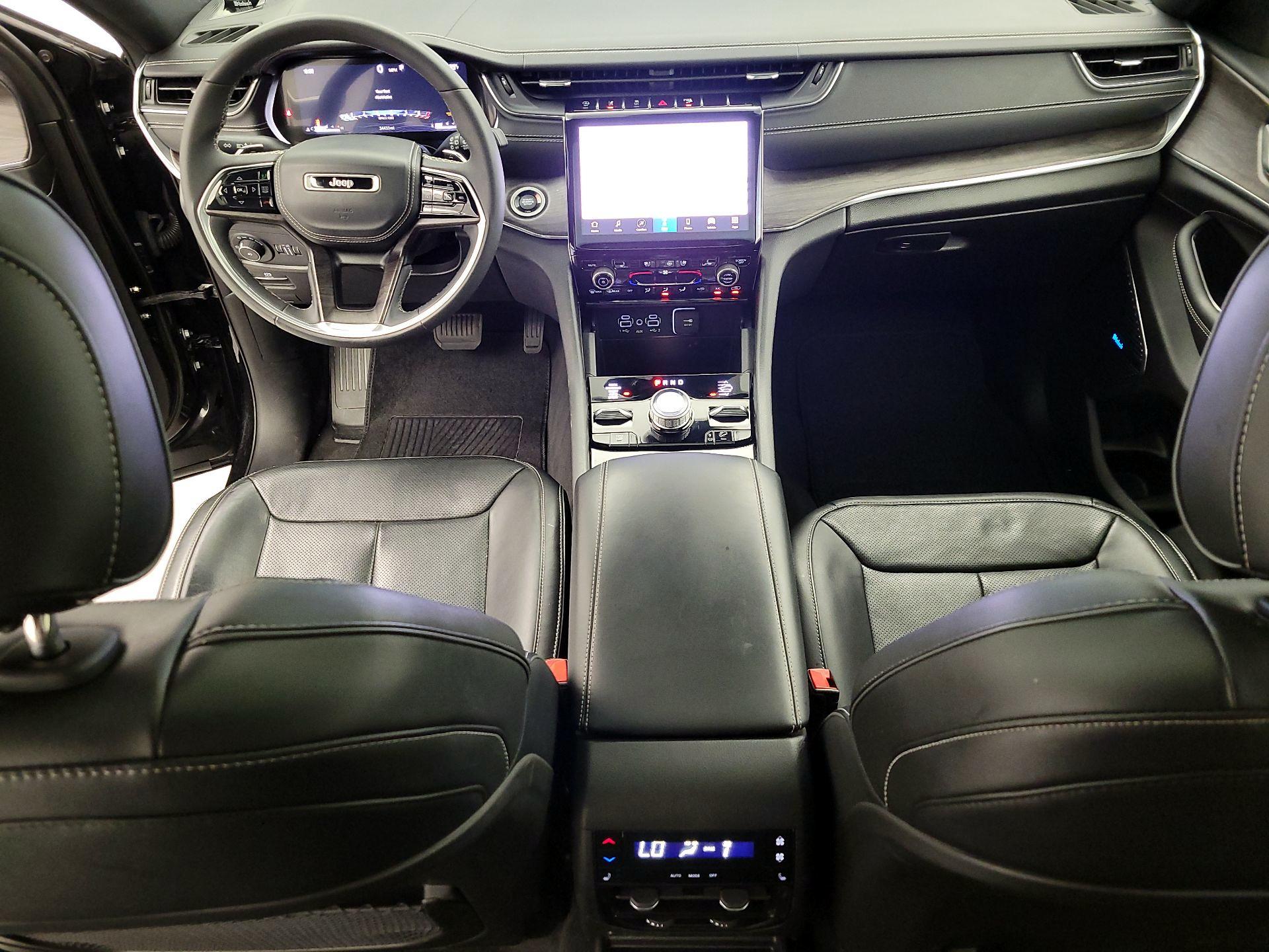 Thumbnail: 2023 Jeep Grand Cherokee L - 9