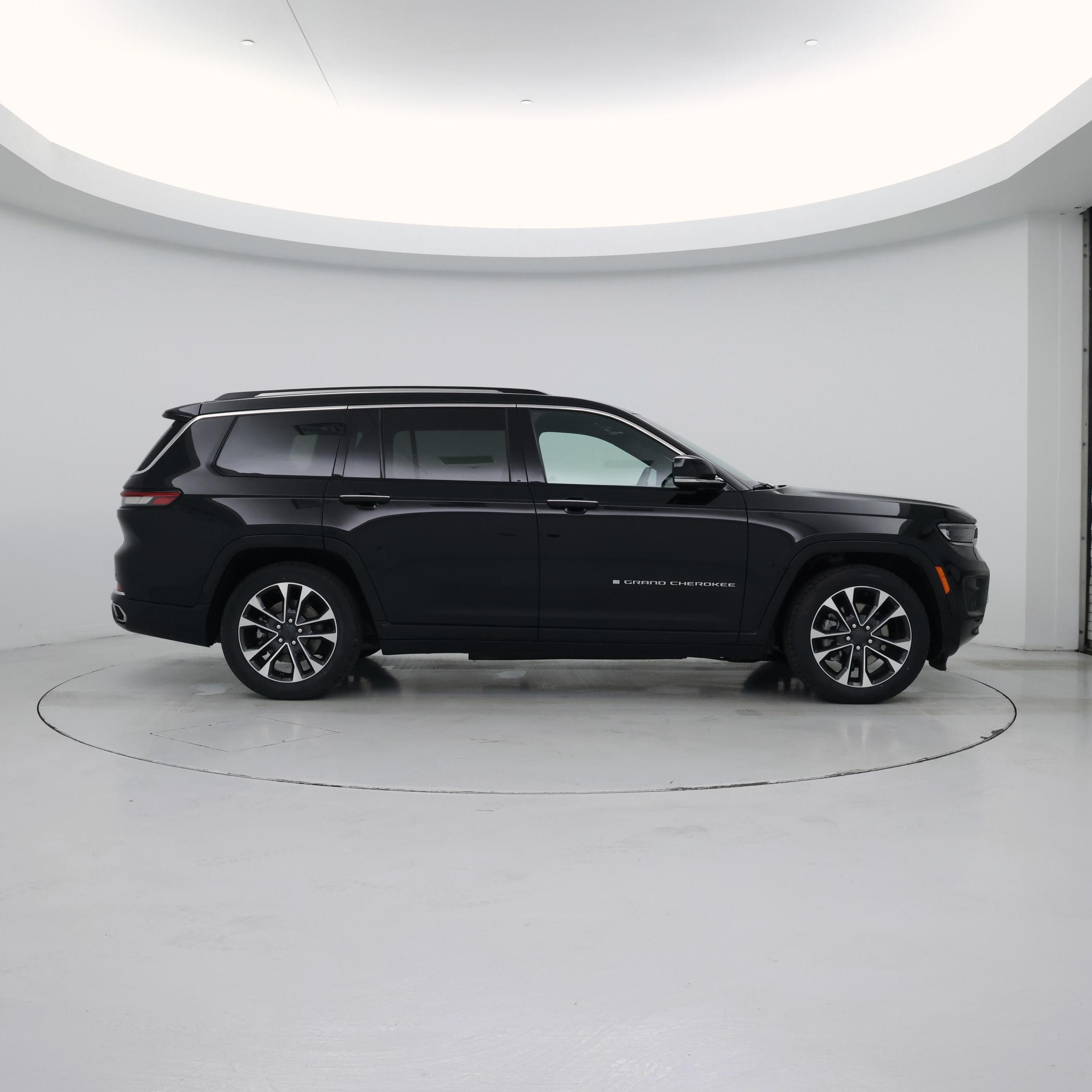 Thumbnail: 2023 Jeep Grand Cherokee L - 7