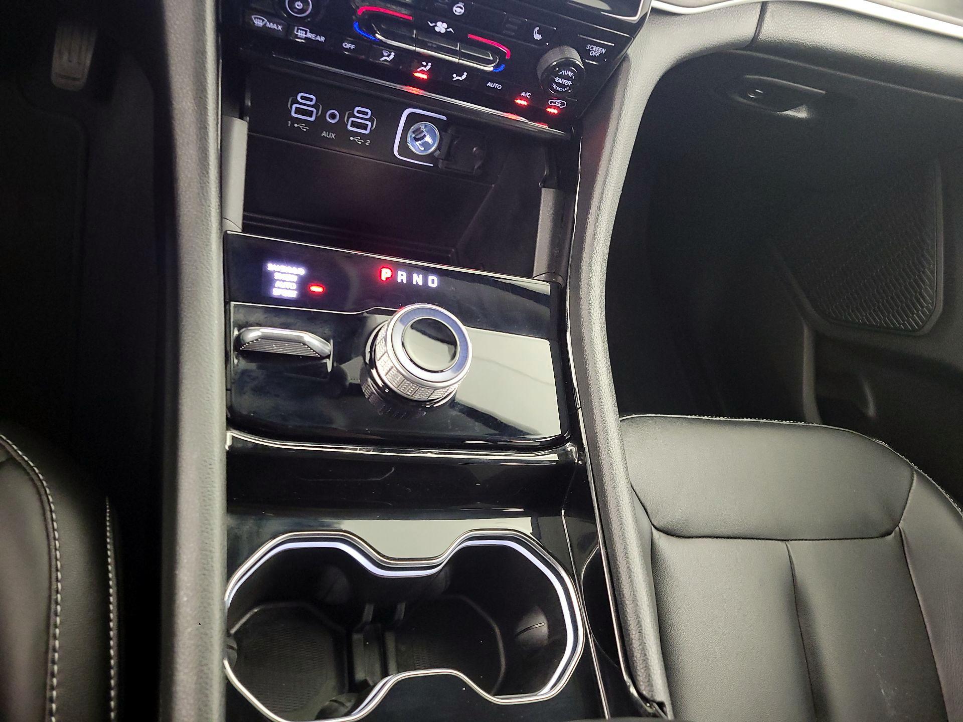 Thumbnail: 2023 Jeep Grand Cherokee - 18