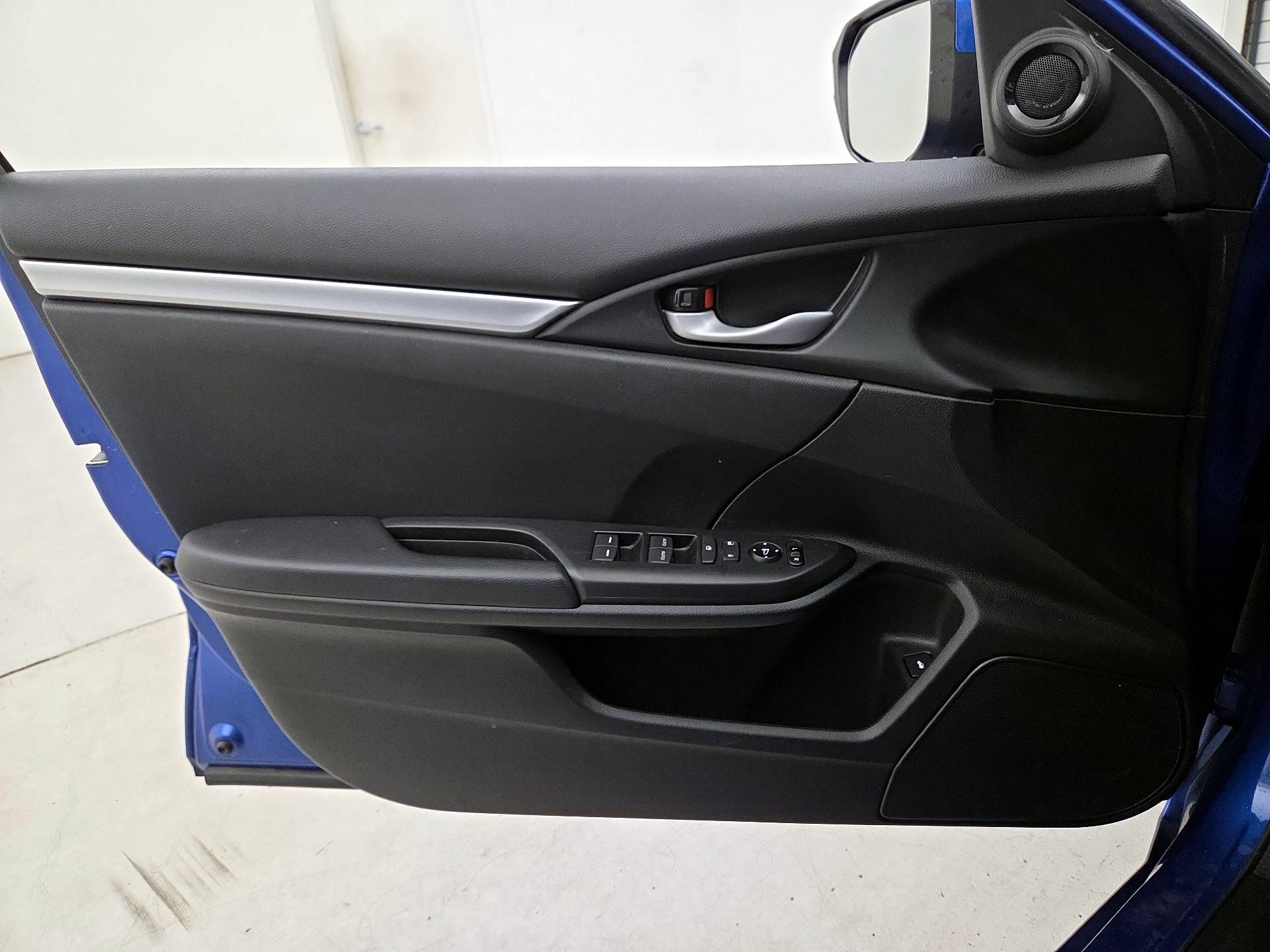 Thumbnail: 2020 Honda Civic - 12