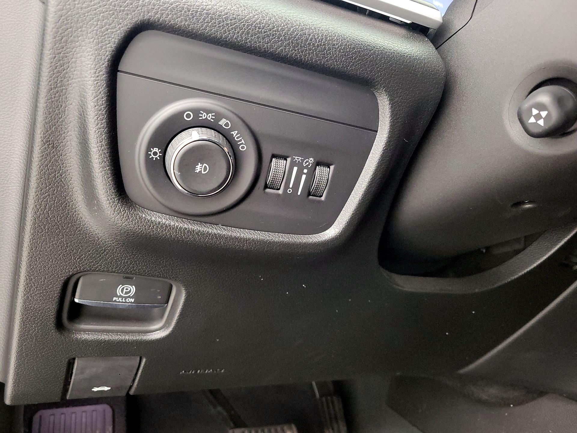 Thumbnail: 2023 Jeep Grand Cherokee - 13