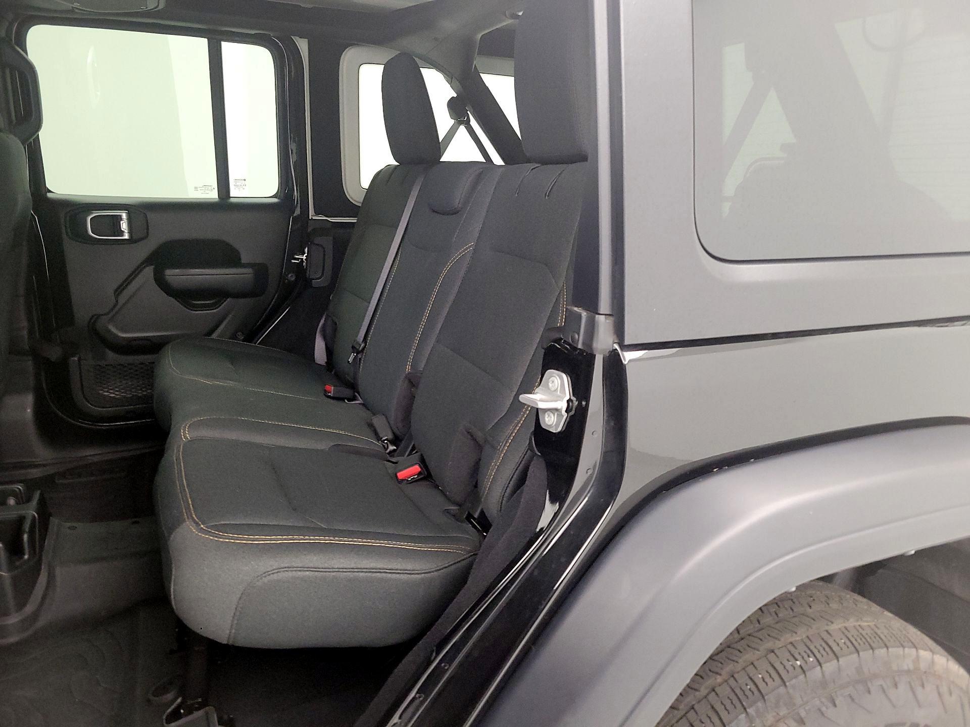 Thumbnail: 2025 Jeep Wrangler - 19