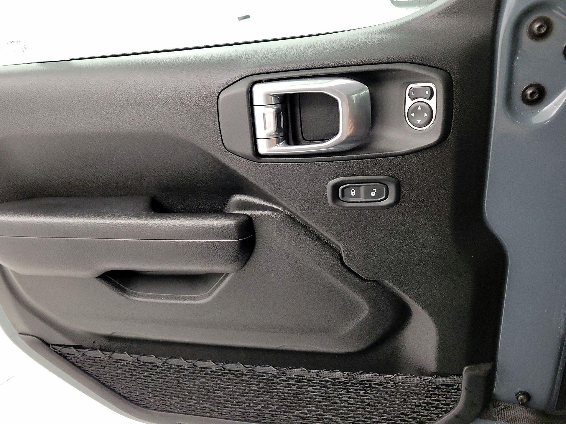 Thumbnail: 2024 Jeep Wrangler - 12