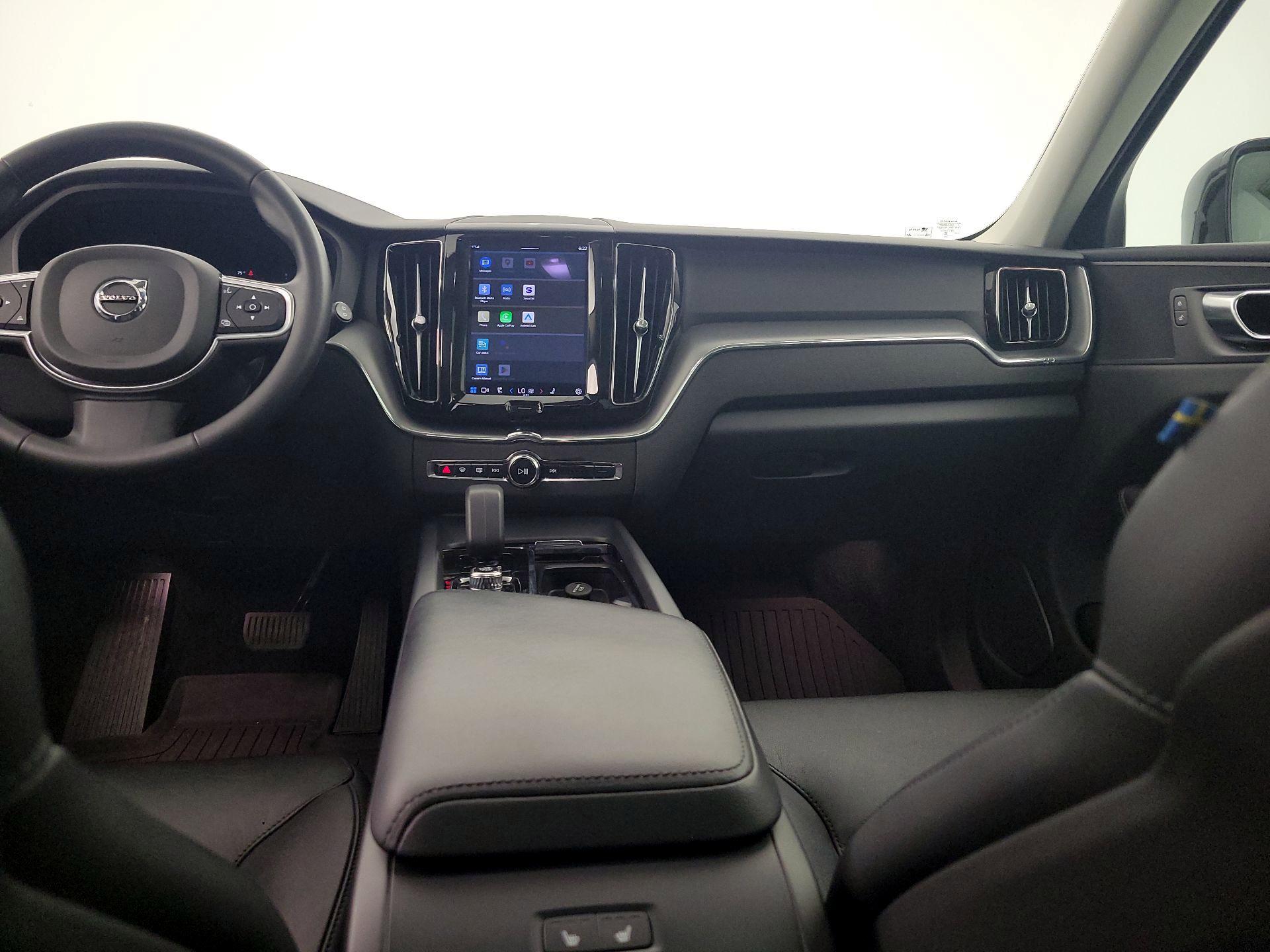 Thumbnail: 2023 Volvo XC60 - 9