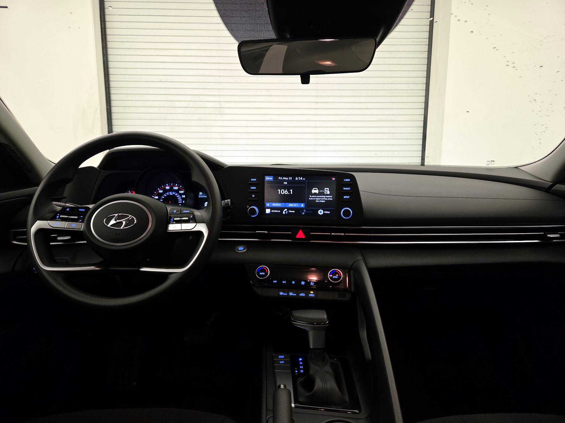 Thumbnail: 2023 Hyundai Elantra - 9
