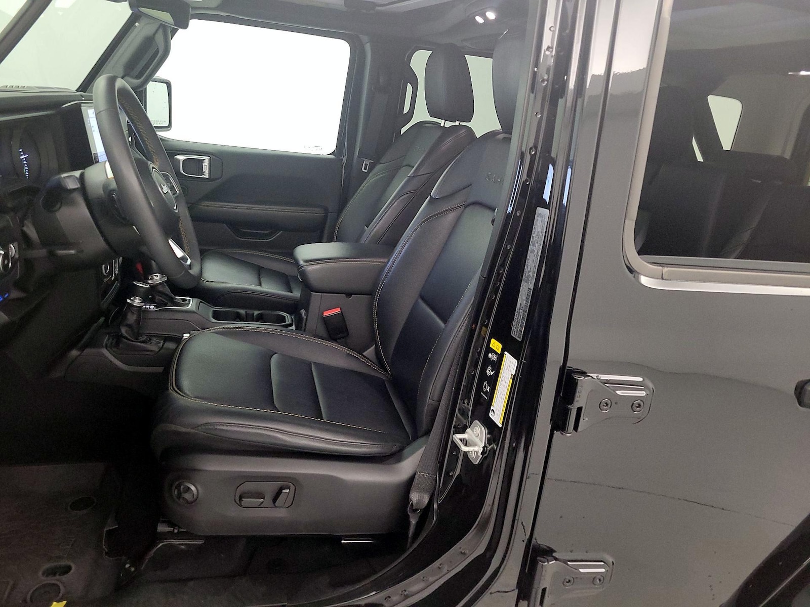2024 Jeep Wrangler 4xe Sahara 4XE - Photo 12