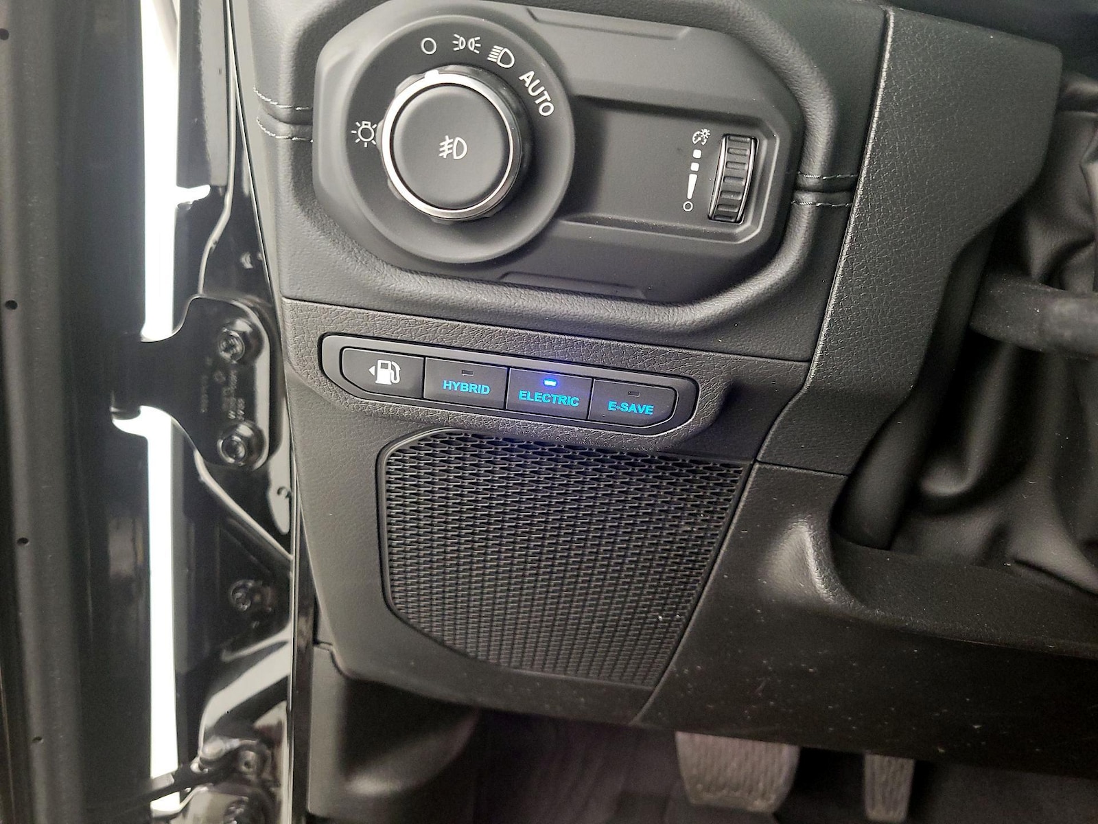 2024 Jeep Wrangler 4xe Sahara 4XE - Photo 14