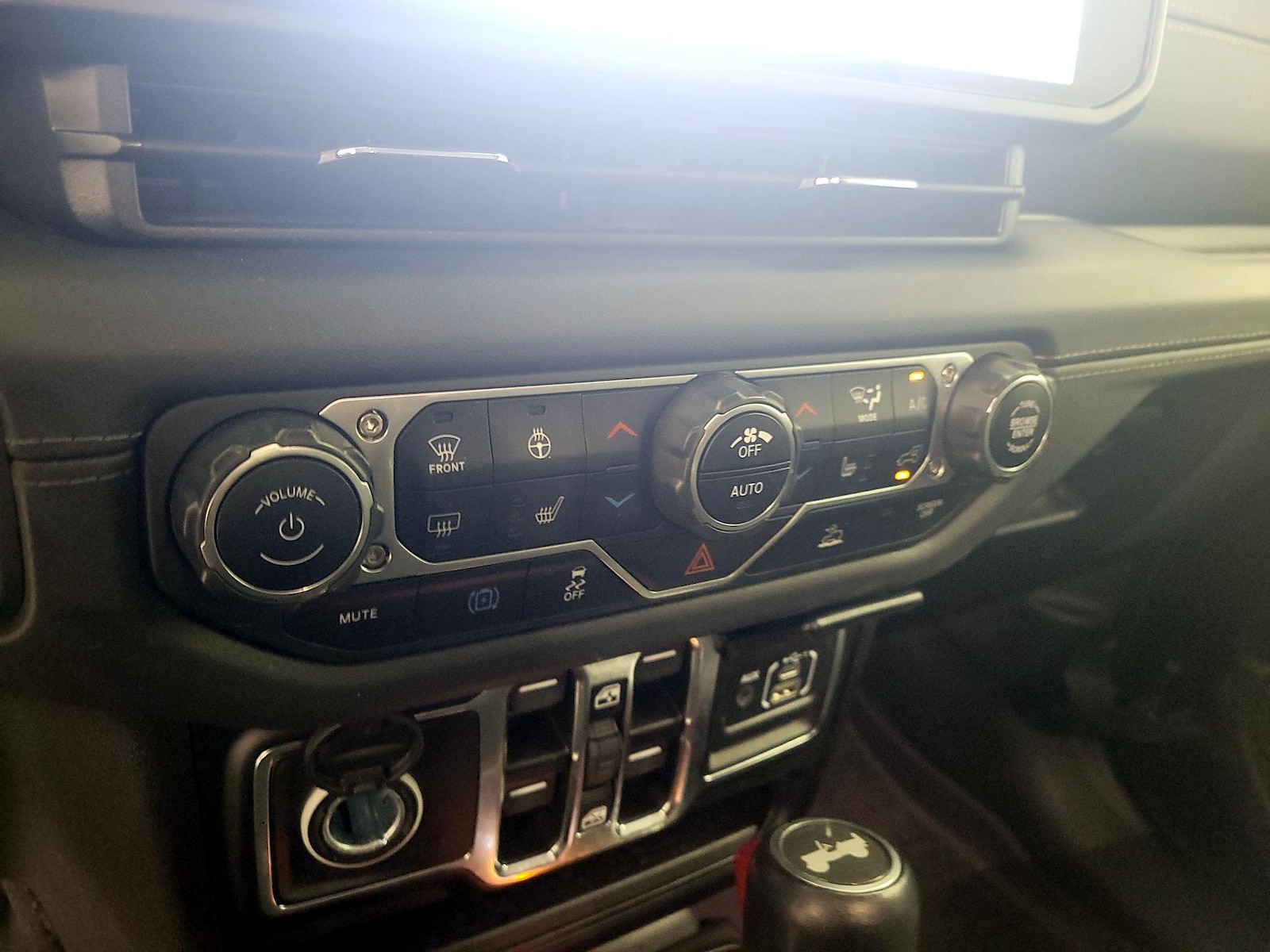 2024 Jeep Wrangler 4xe Sahara 4XE - Photo 17