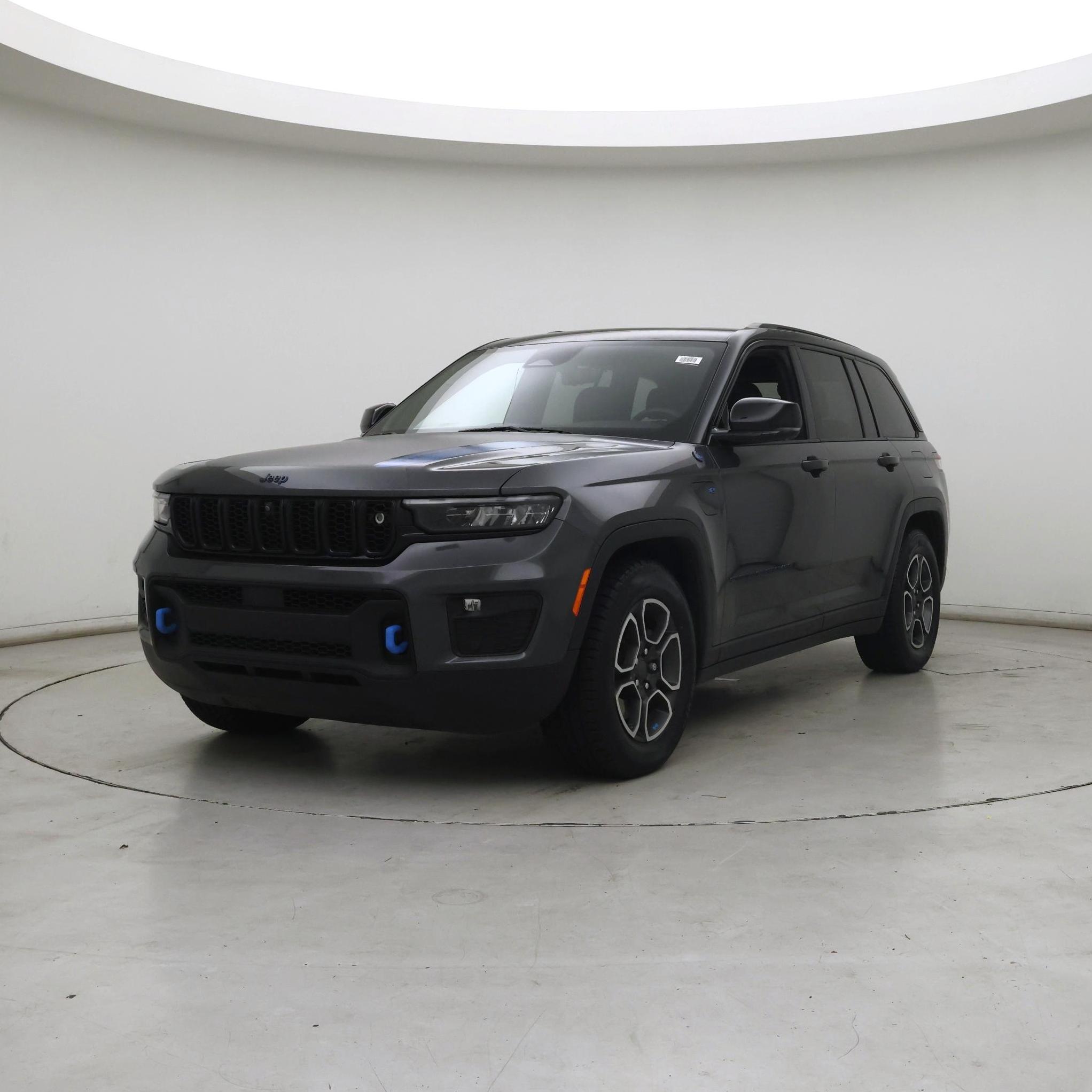 Thumbnail: 2023 Jeep Grand Cherokee - 4