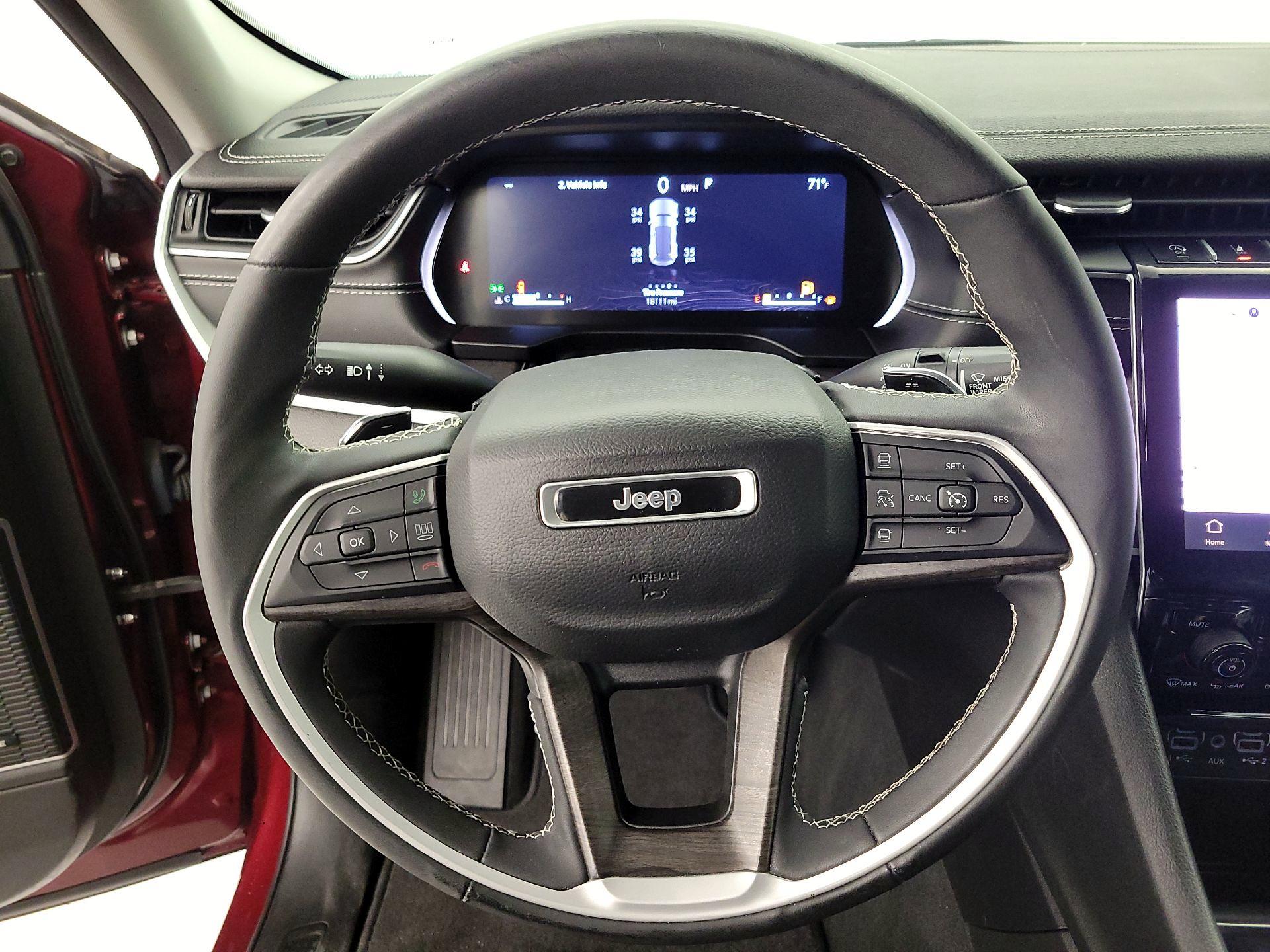 Thumbnail: 2023 Jeep Grand Cherokee - 10