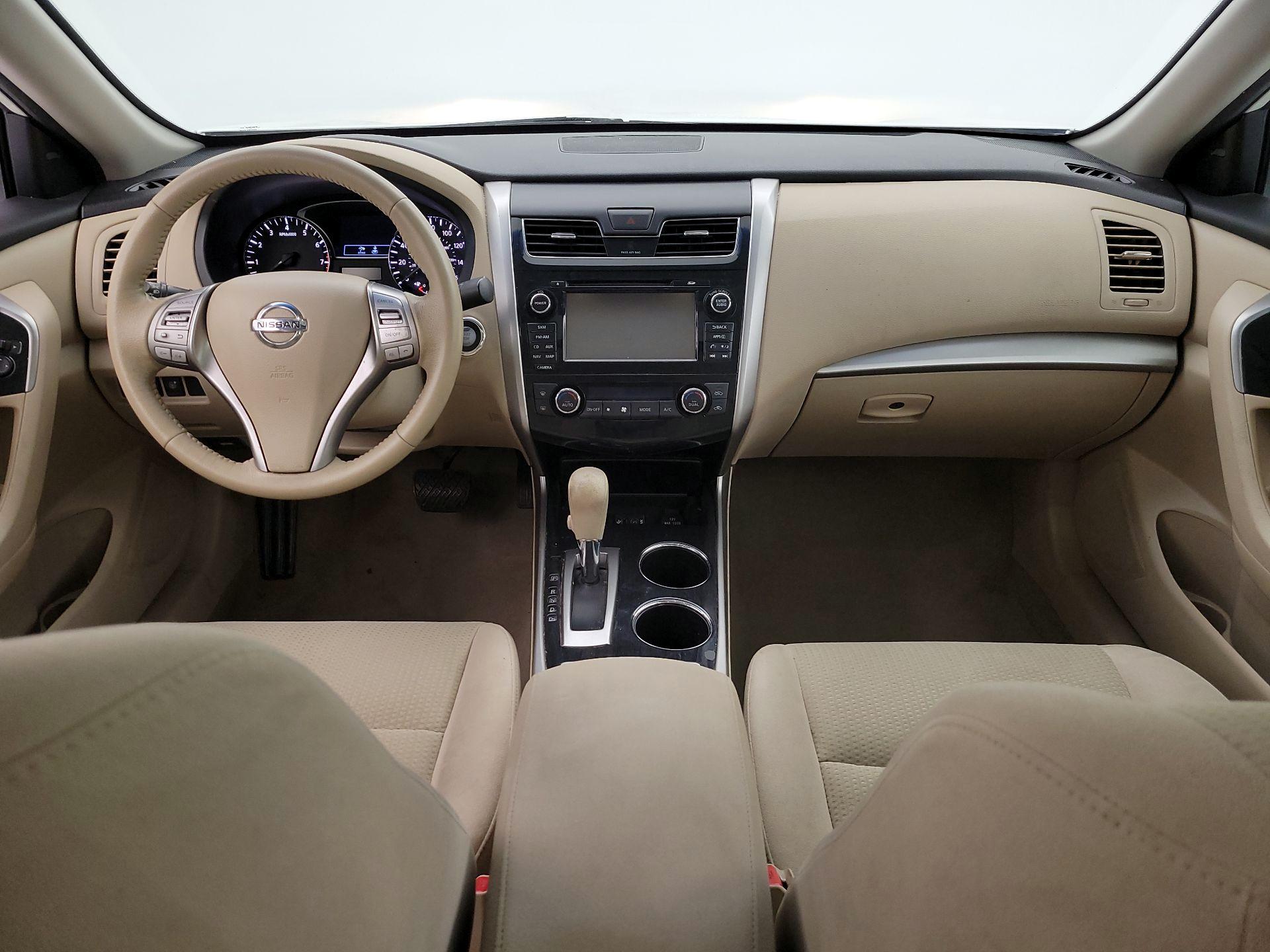 Thumbnail: 2014 Nissan Altima - 9