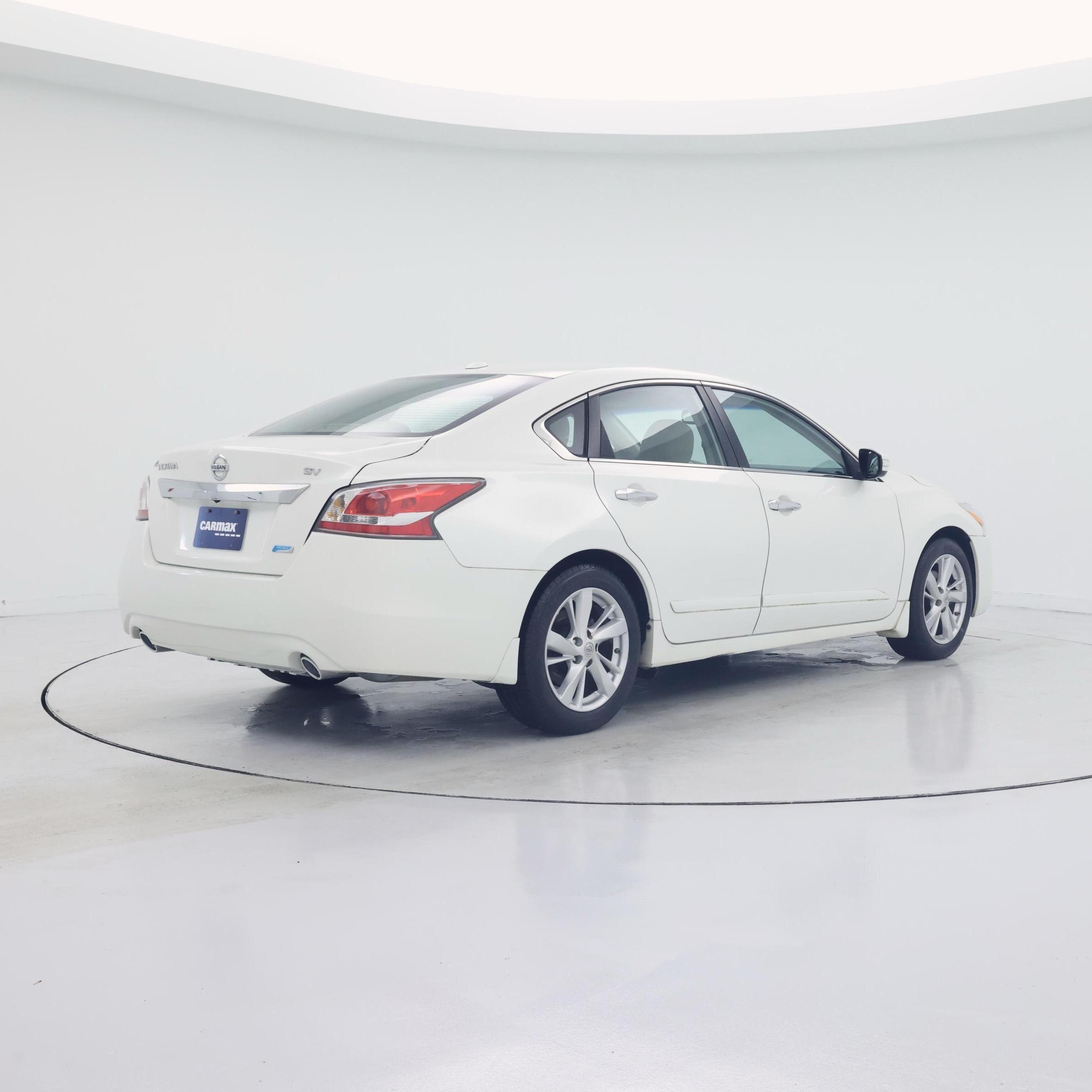 Thumbnail: 2014 Nissan Altima - 8