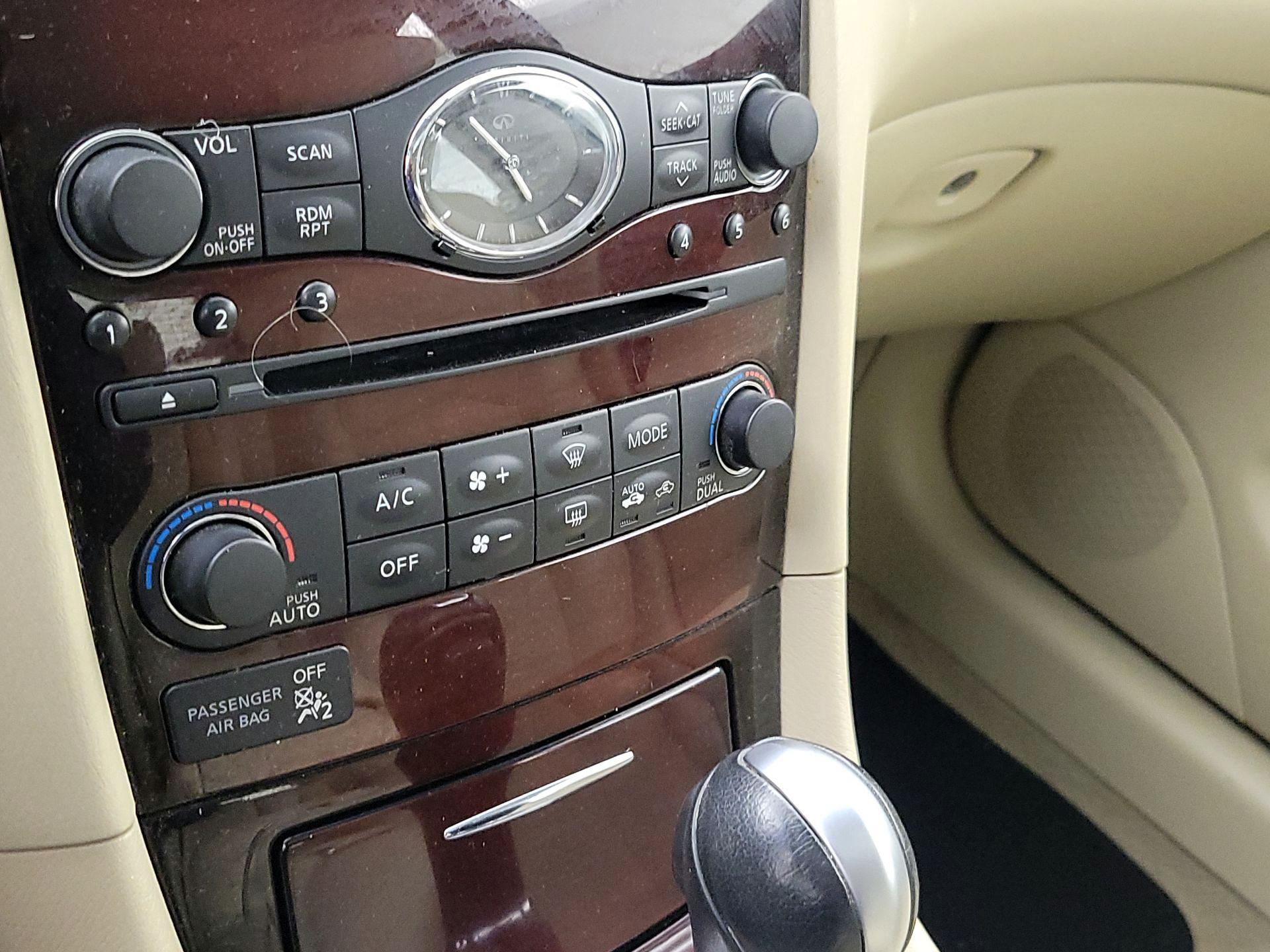 Thumbnail: 2017 INFINITI QX50 - 17