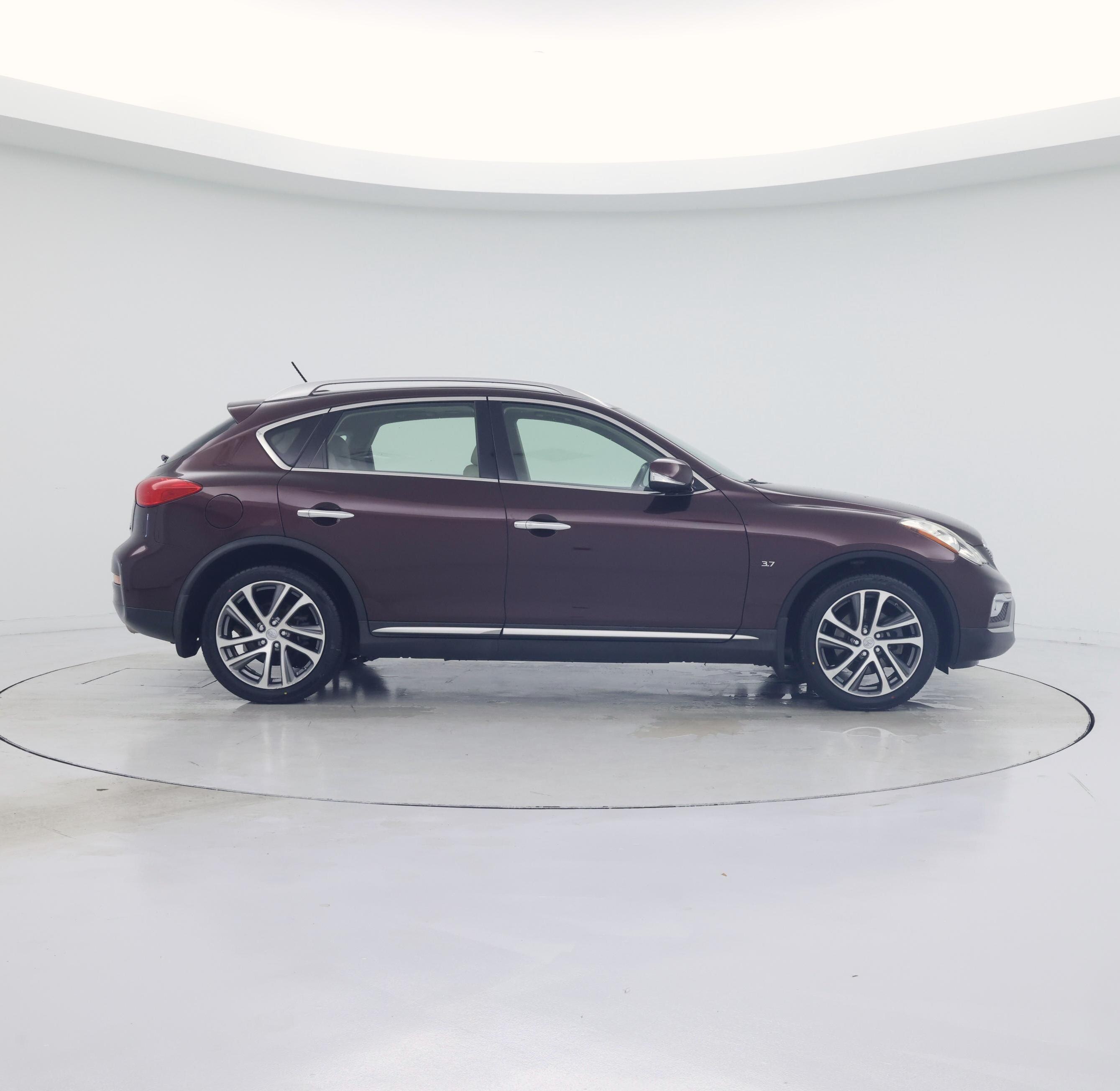 Thumbnail: 2017 INFINITI QX50 - 7