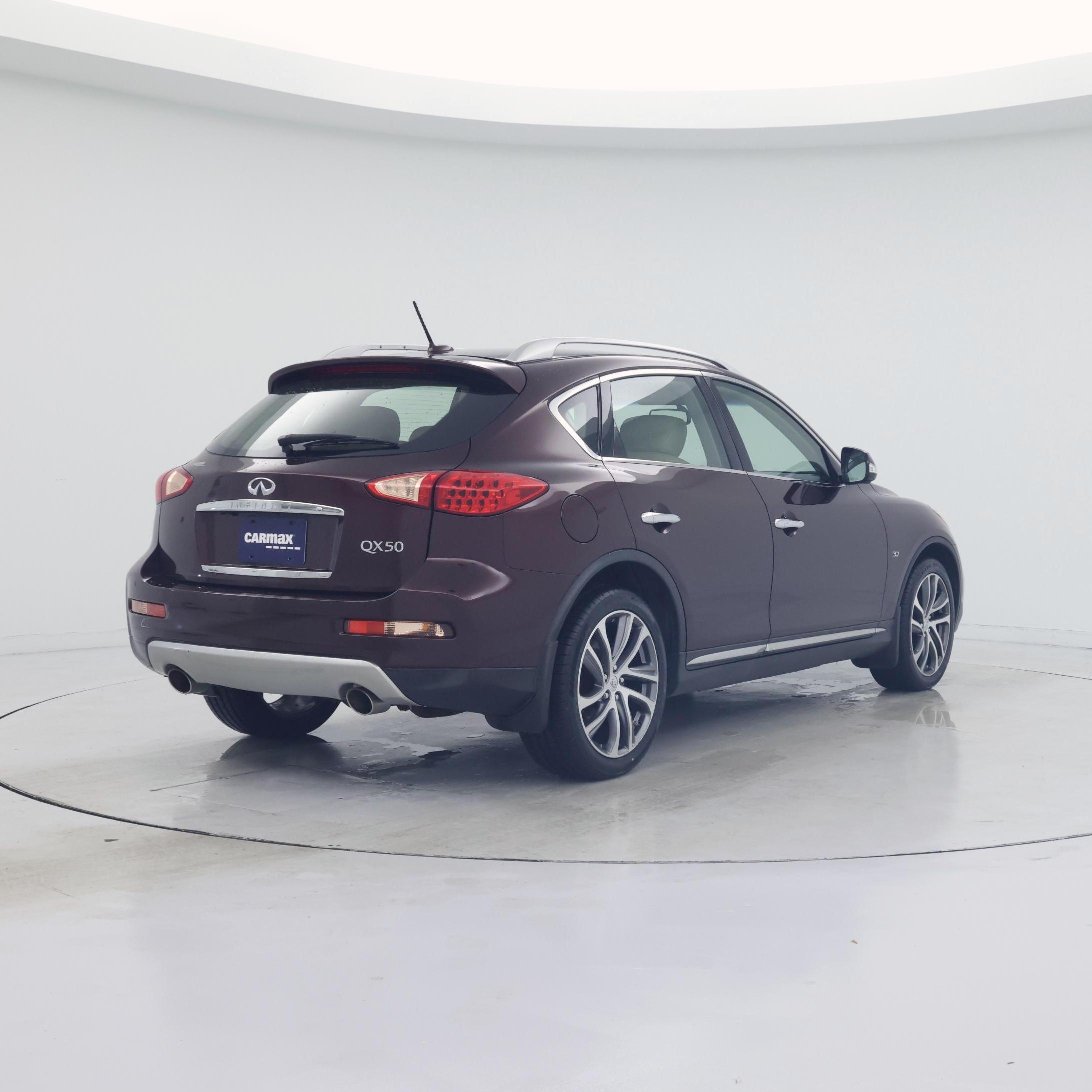 Thumbnail: 2017 INFINITI QX50 - 8