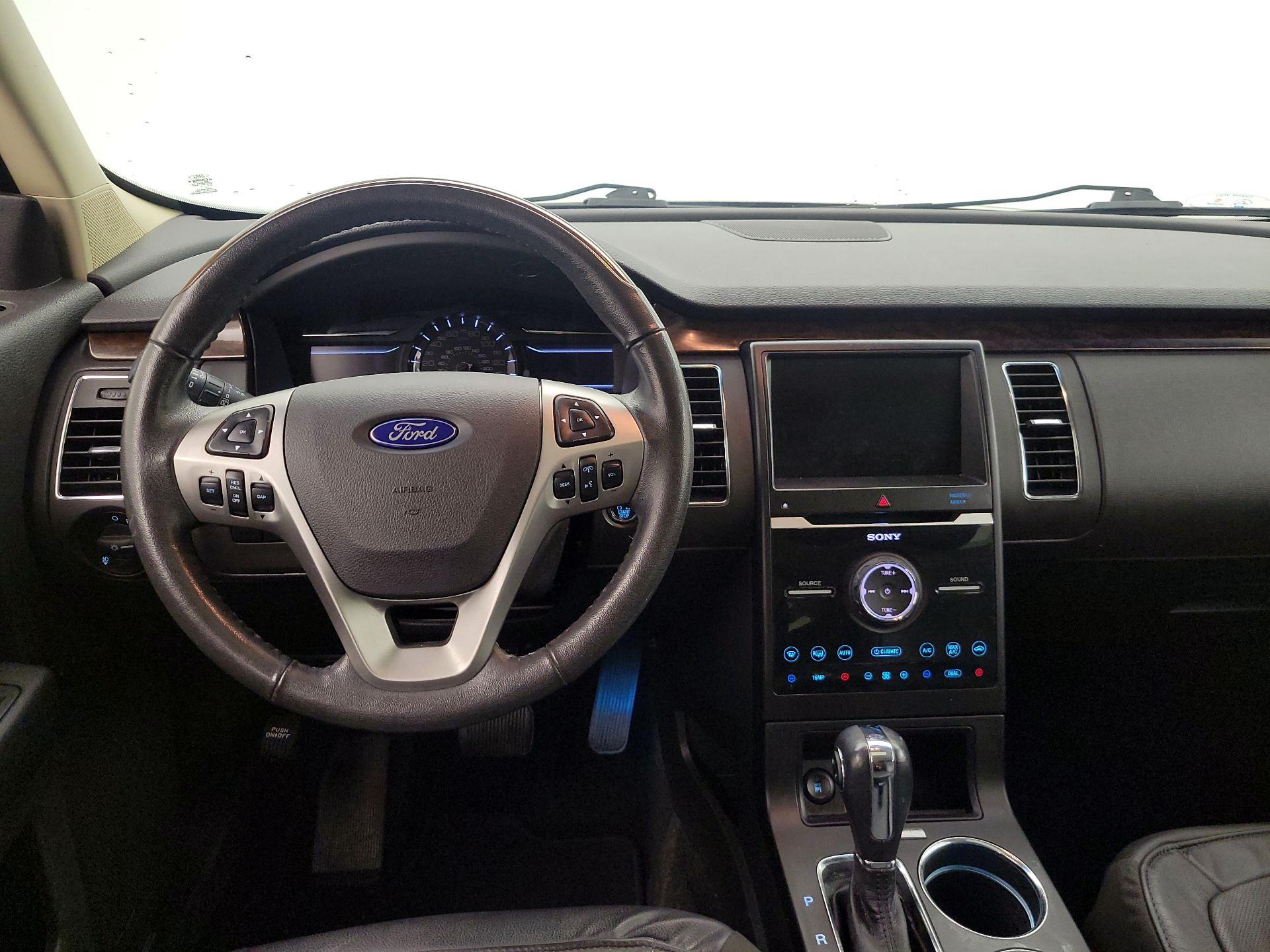 Thumbnail: 2018 Ford Flex - 10