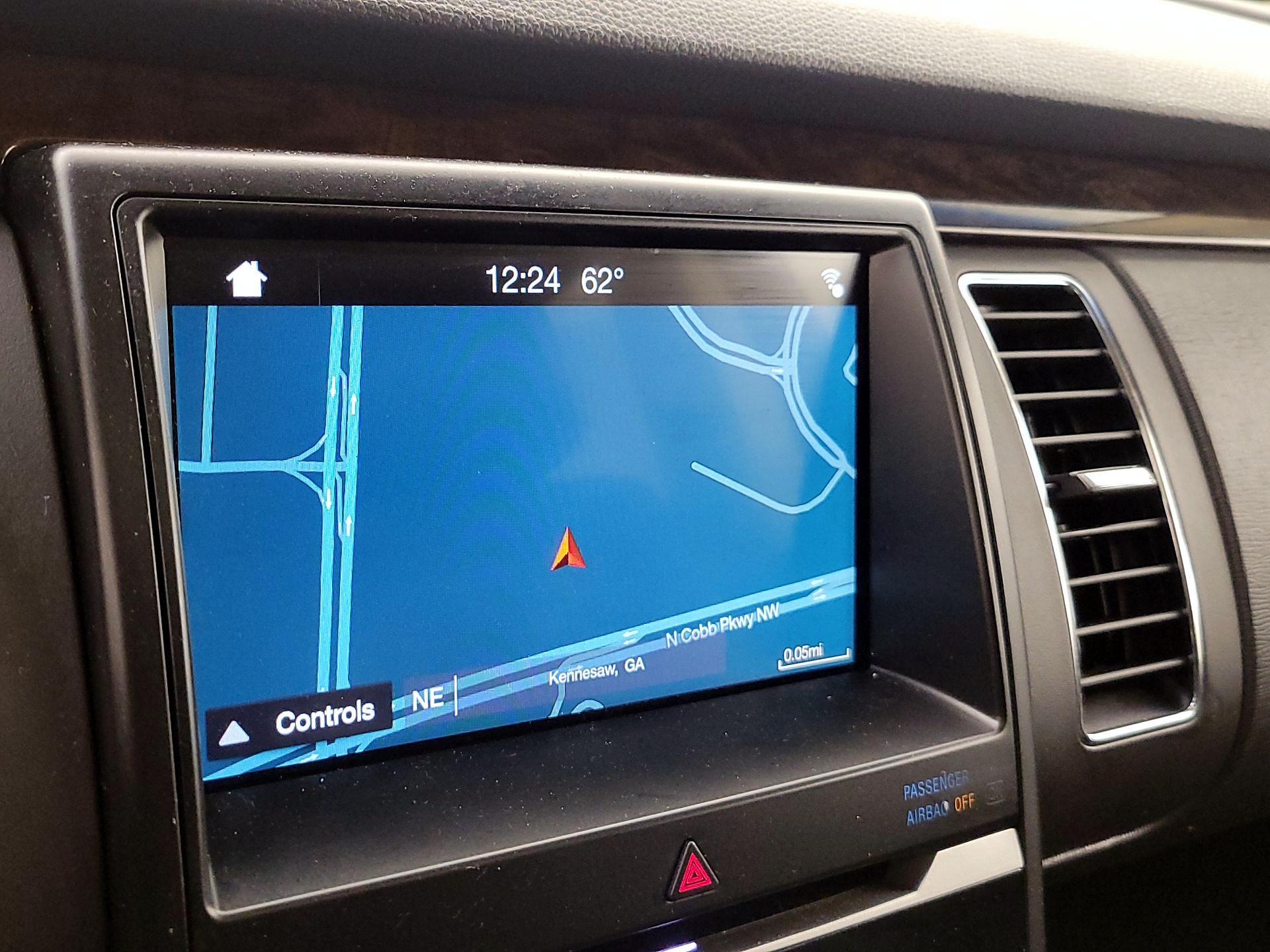 Thumbnail: 2018 Ford Flex - 14