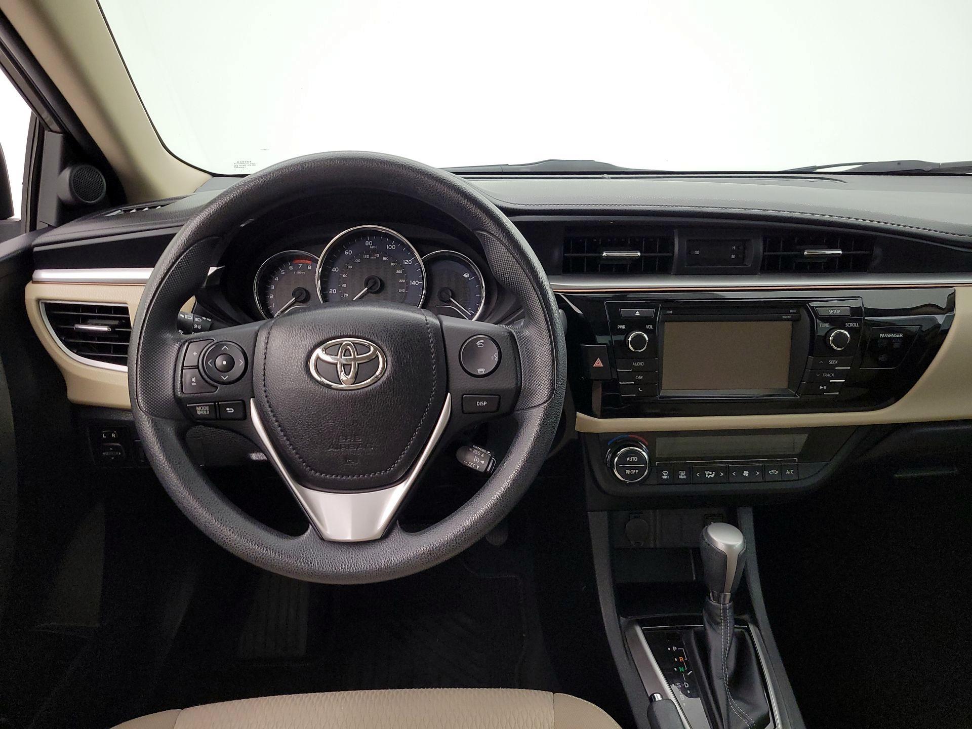 Thumbnail: 2014 Toyota Corolla - 10