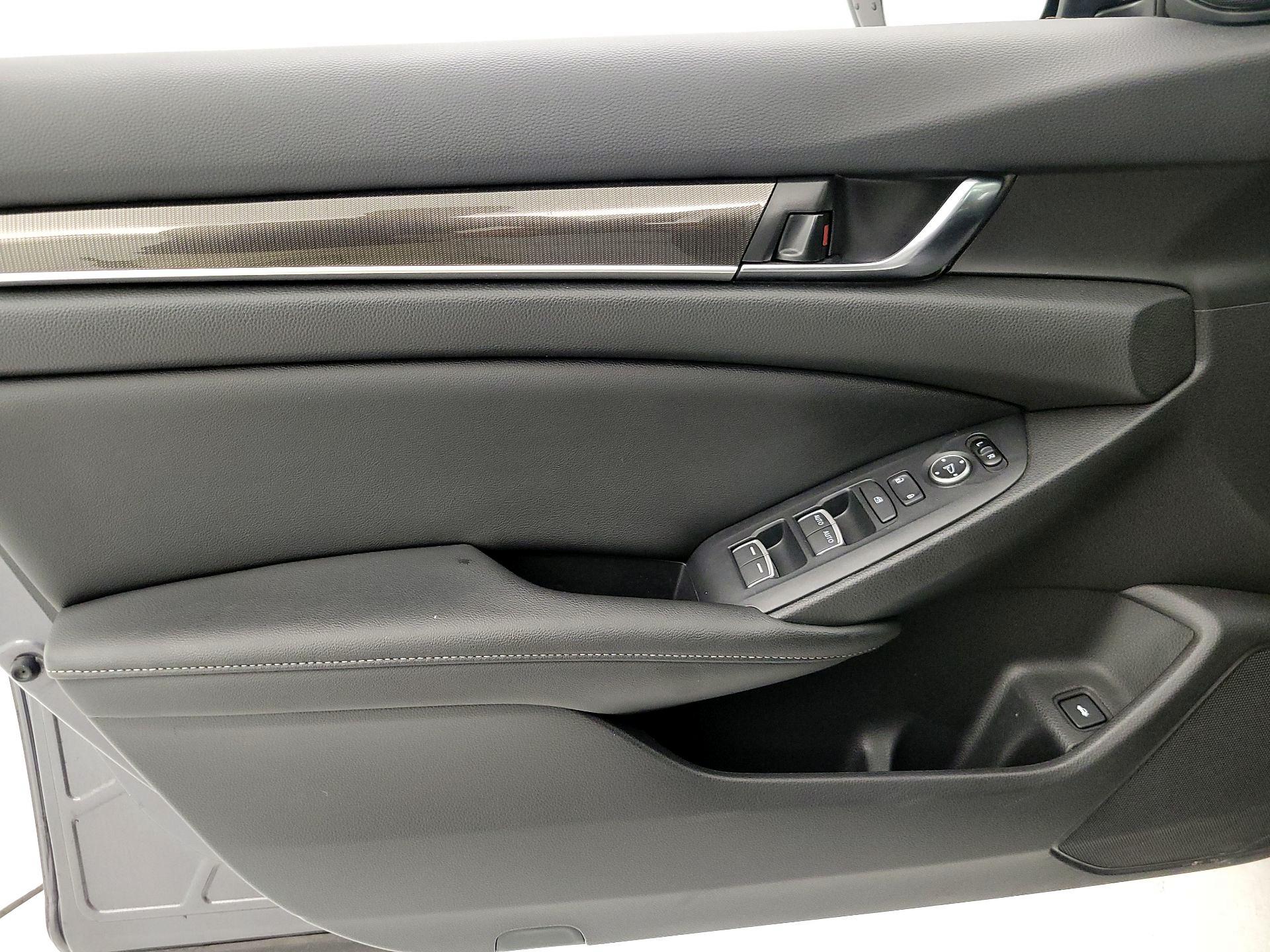 Thumbnail: 2020 Honda Accord - 12