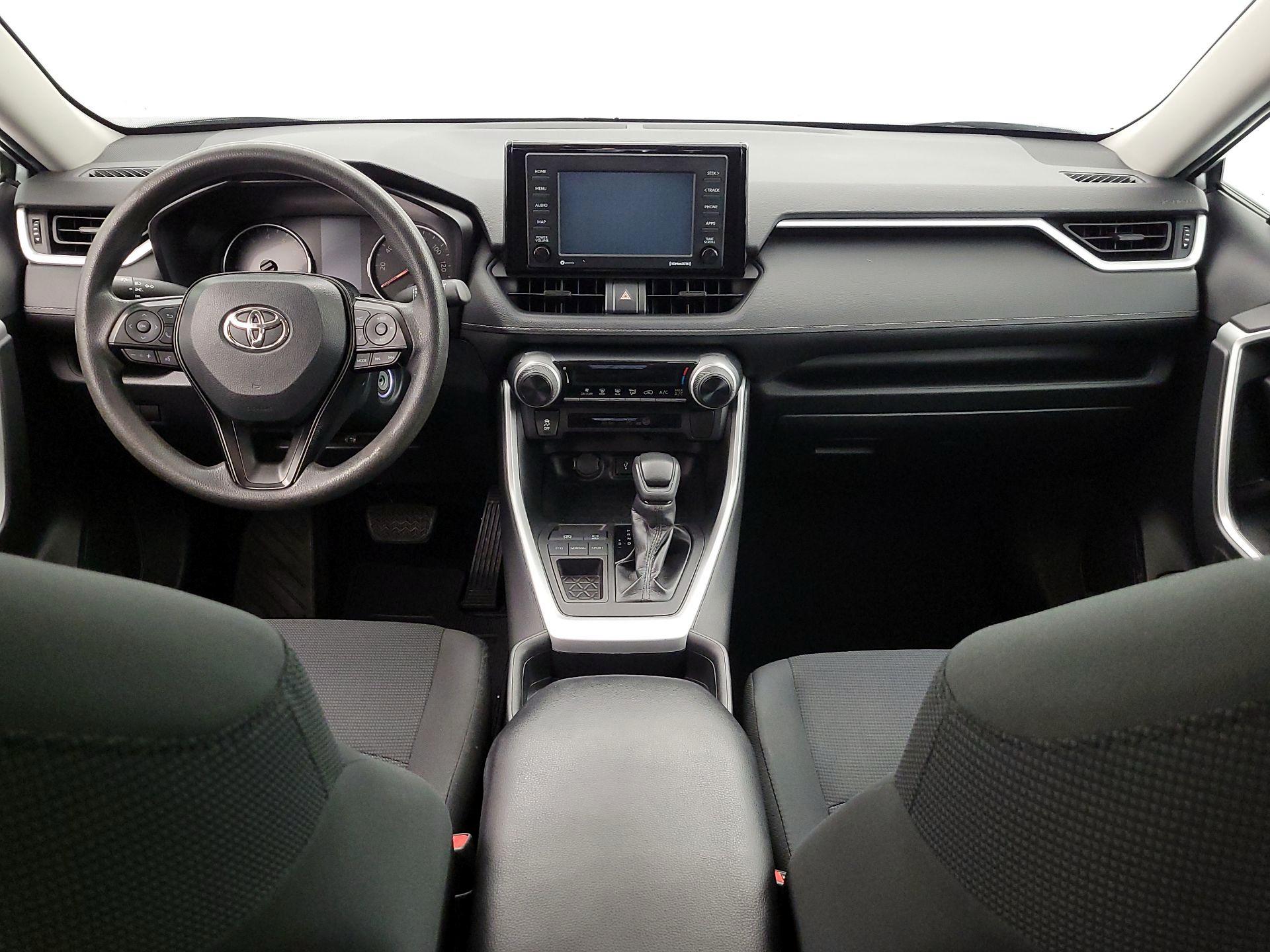 Thumbnail: 2020 Toyota RAV4 - 9