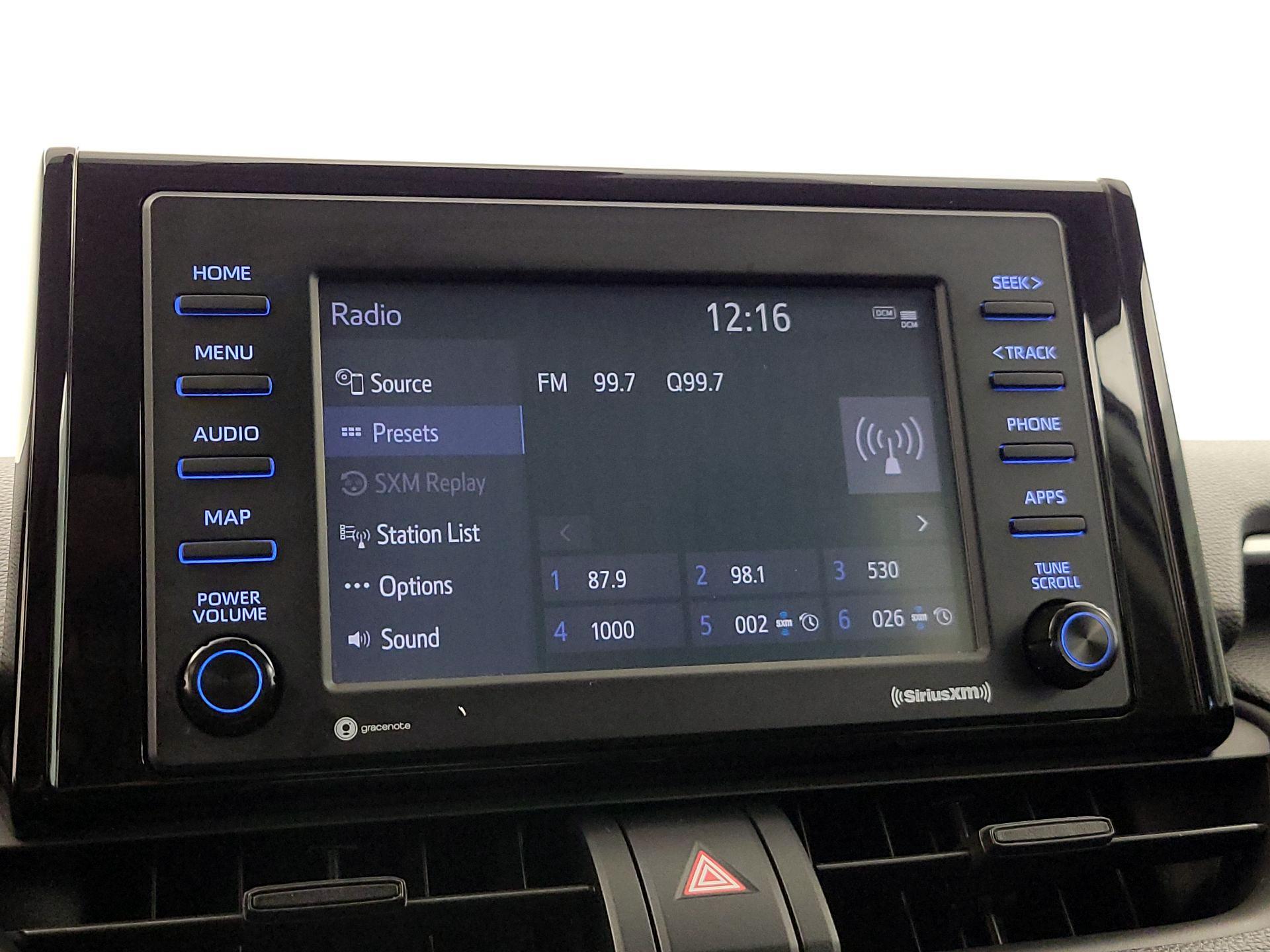 Thumbnail: 2020 Toyota RAV4 - 15