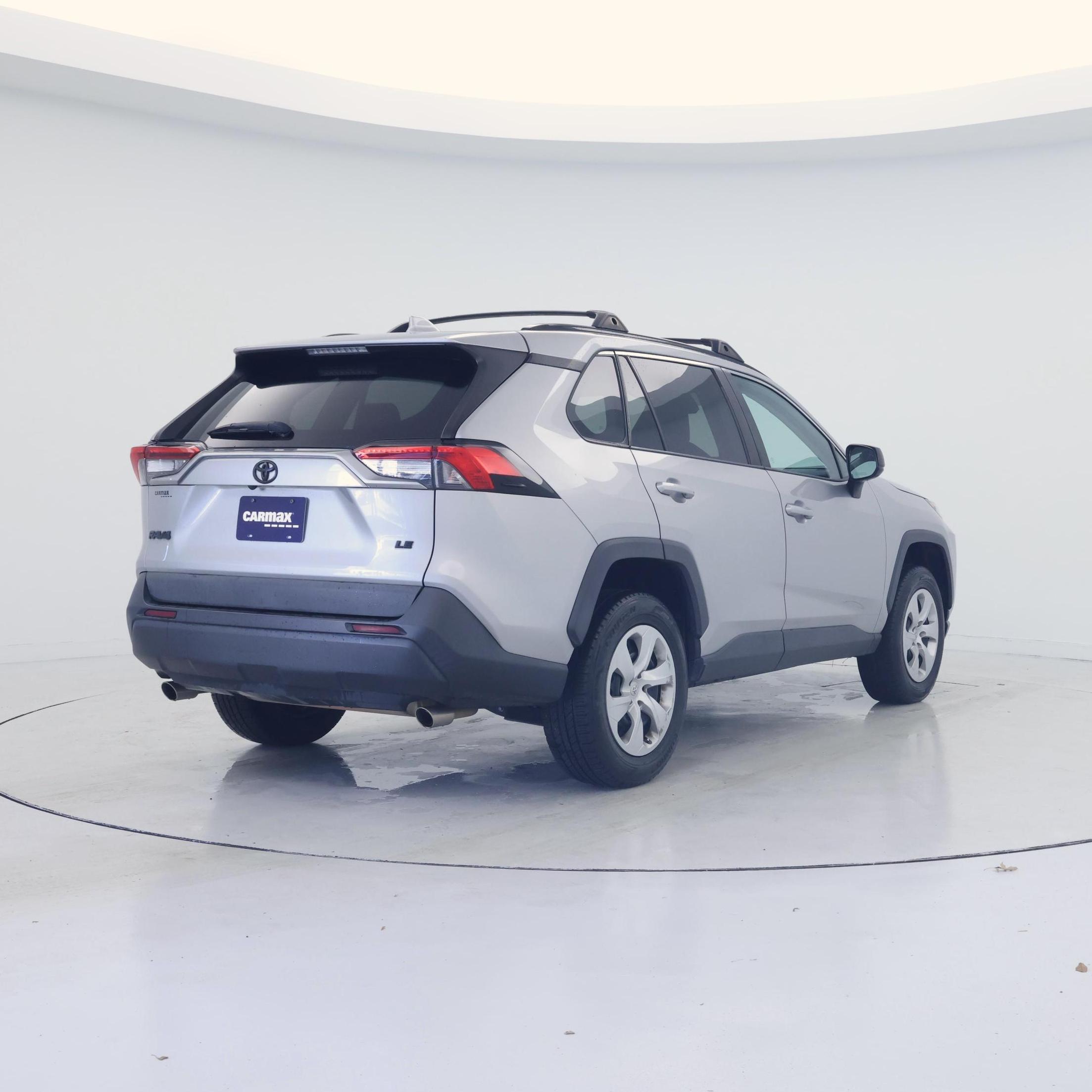 Thumbnail: 2020 Toyota RAV4 - 8