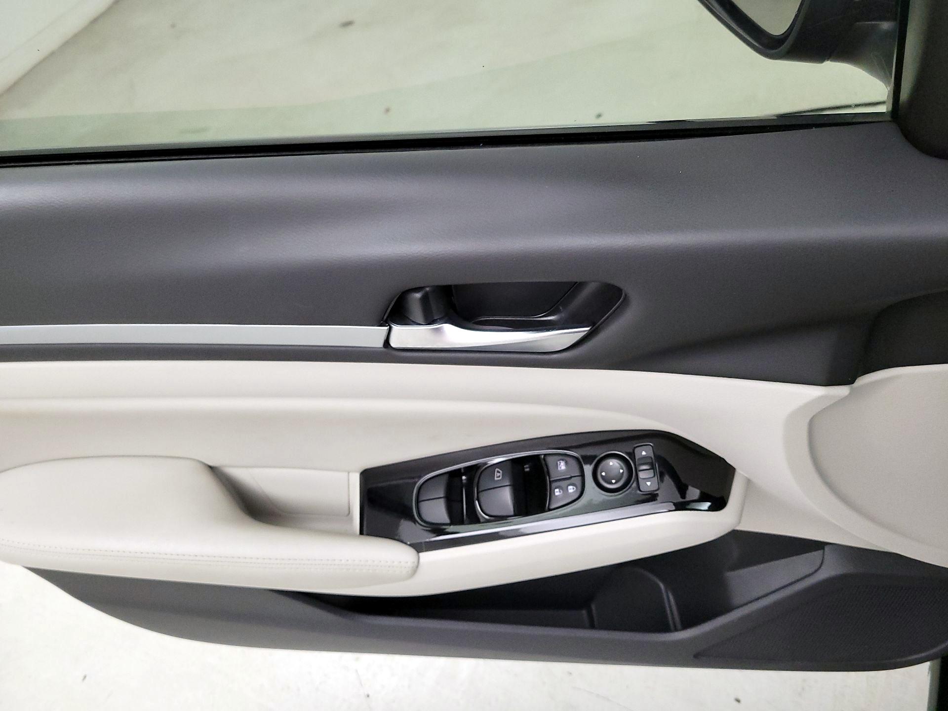 Thumbnail: 2023 Nissan Altima - 12