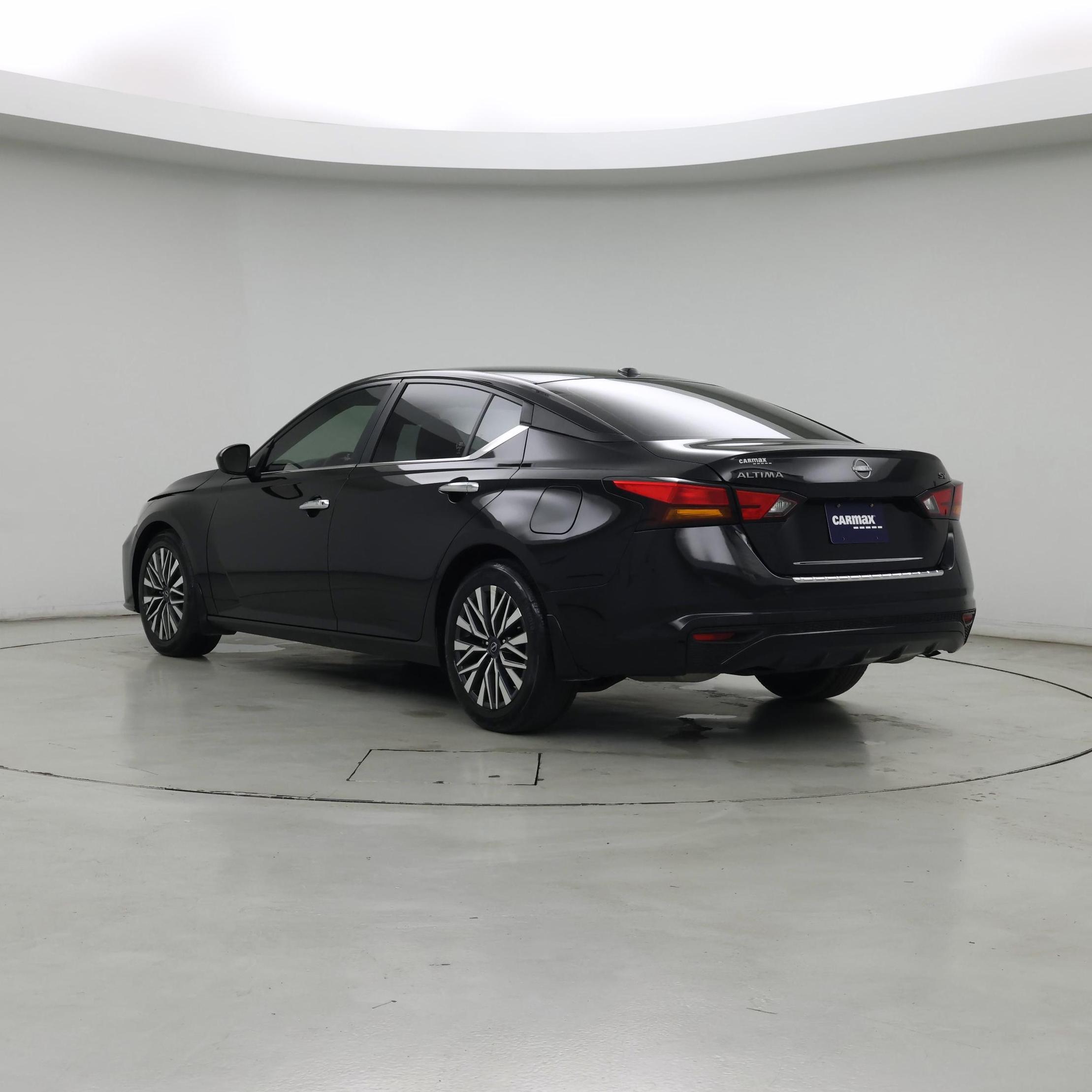 Thumbnail: 2023 Nissan Altima - 2