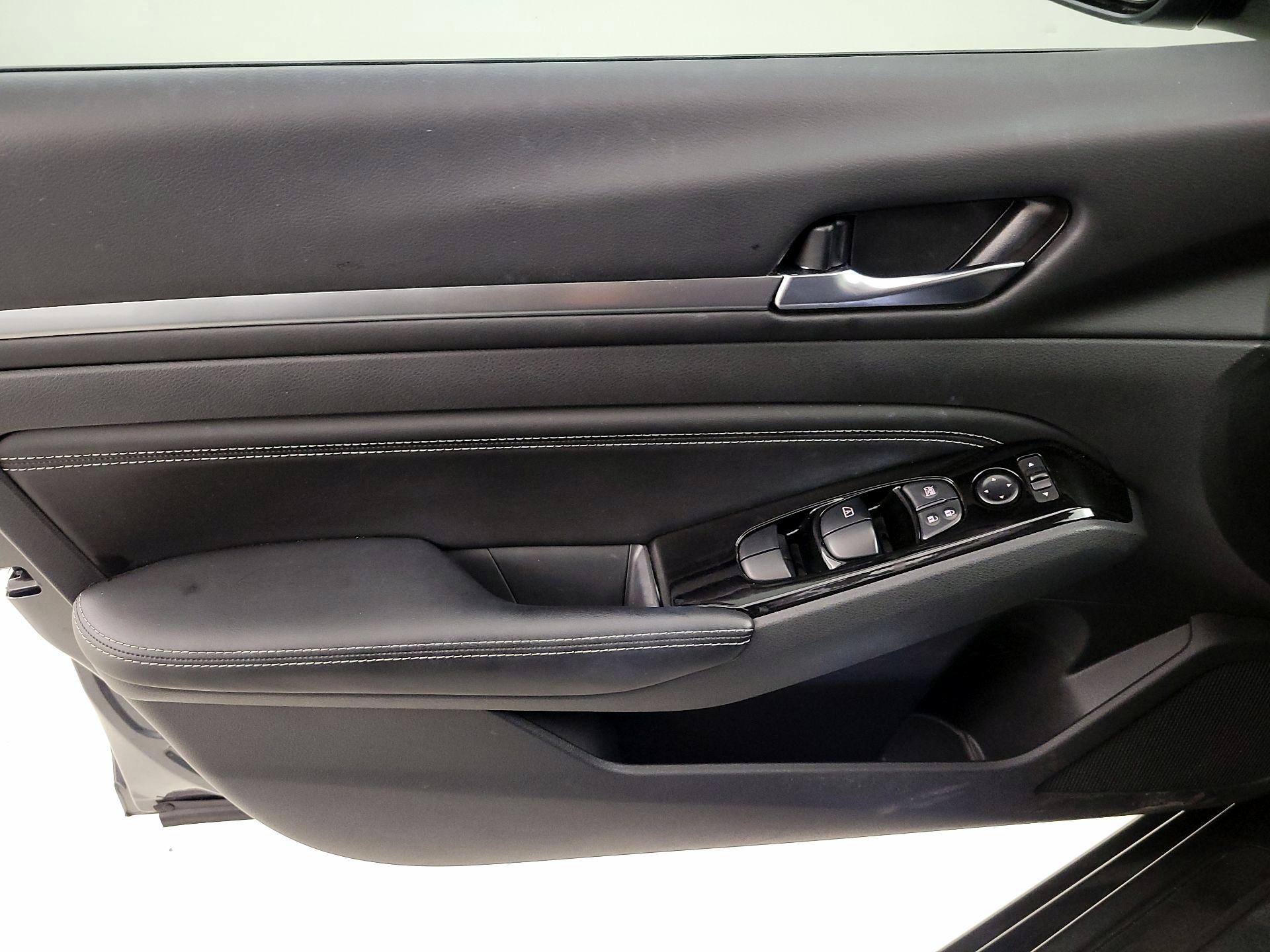 Thumbnail: 2023 Nissan Altima - 12