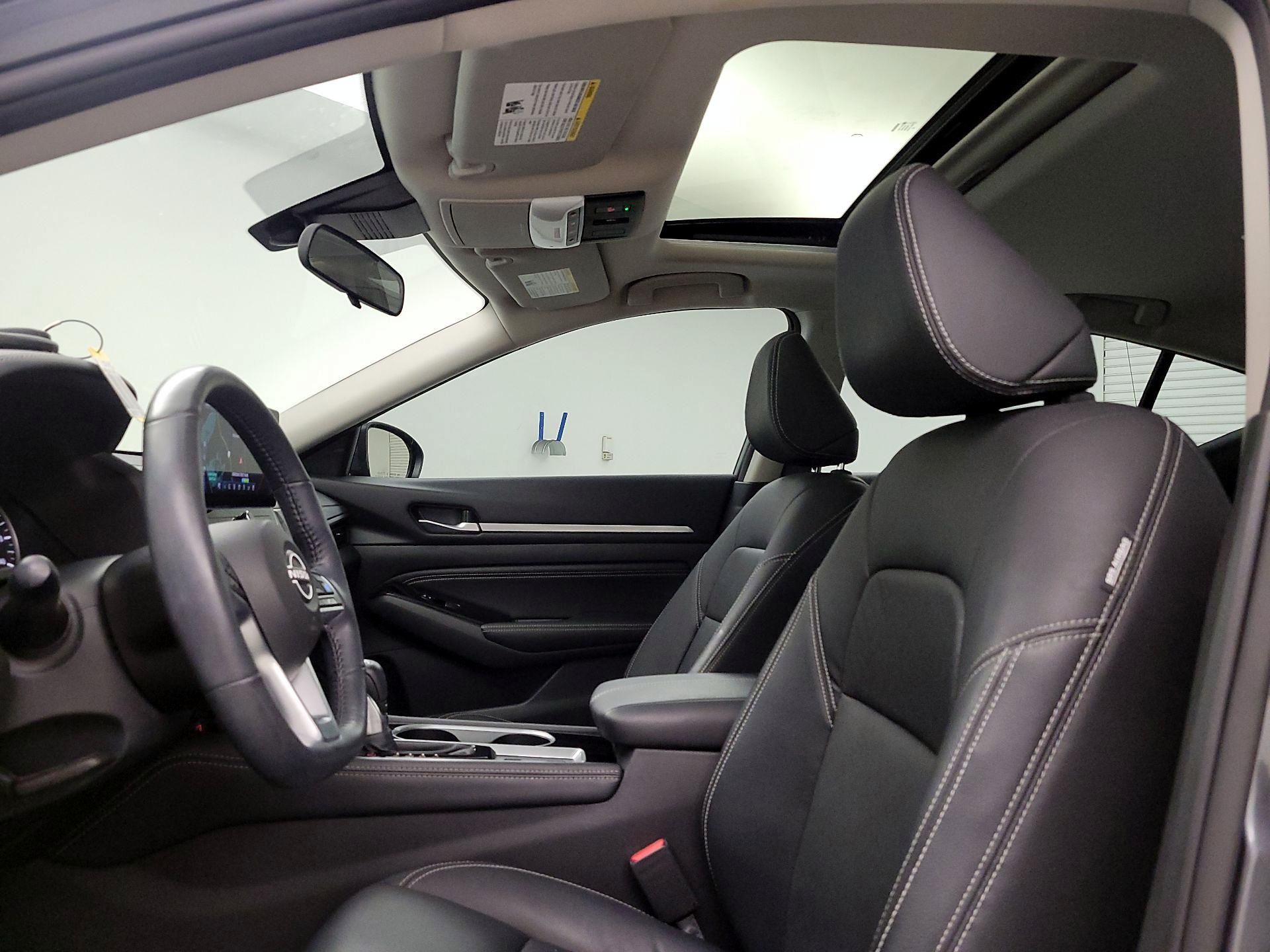 Thumbnail: 2023 Nissan Altima - 20