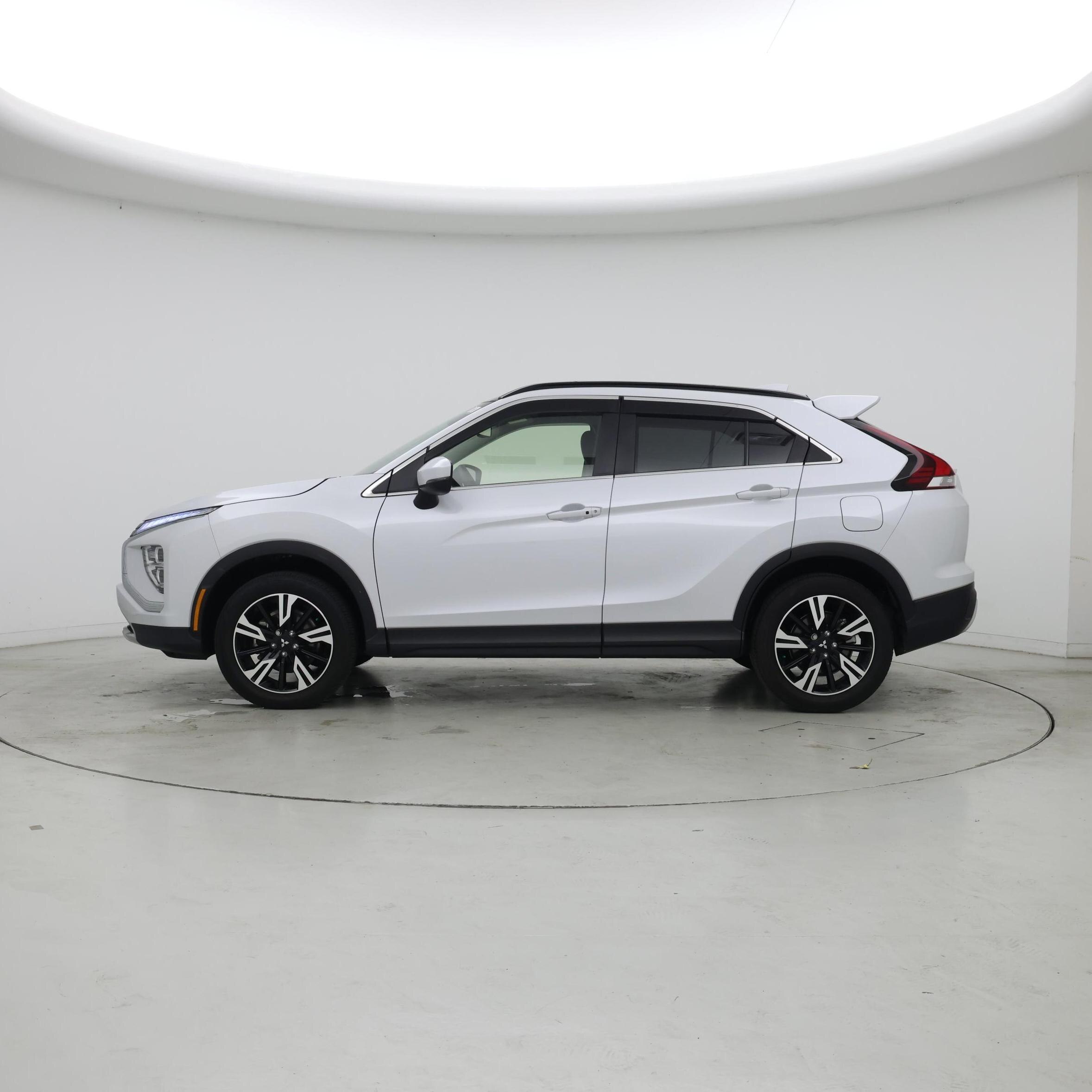 Thumbnail: 2025 Mitsubishi Eclipse Cross - 3